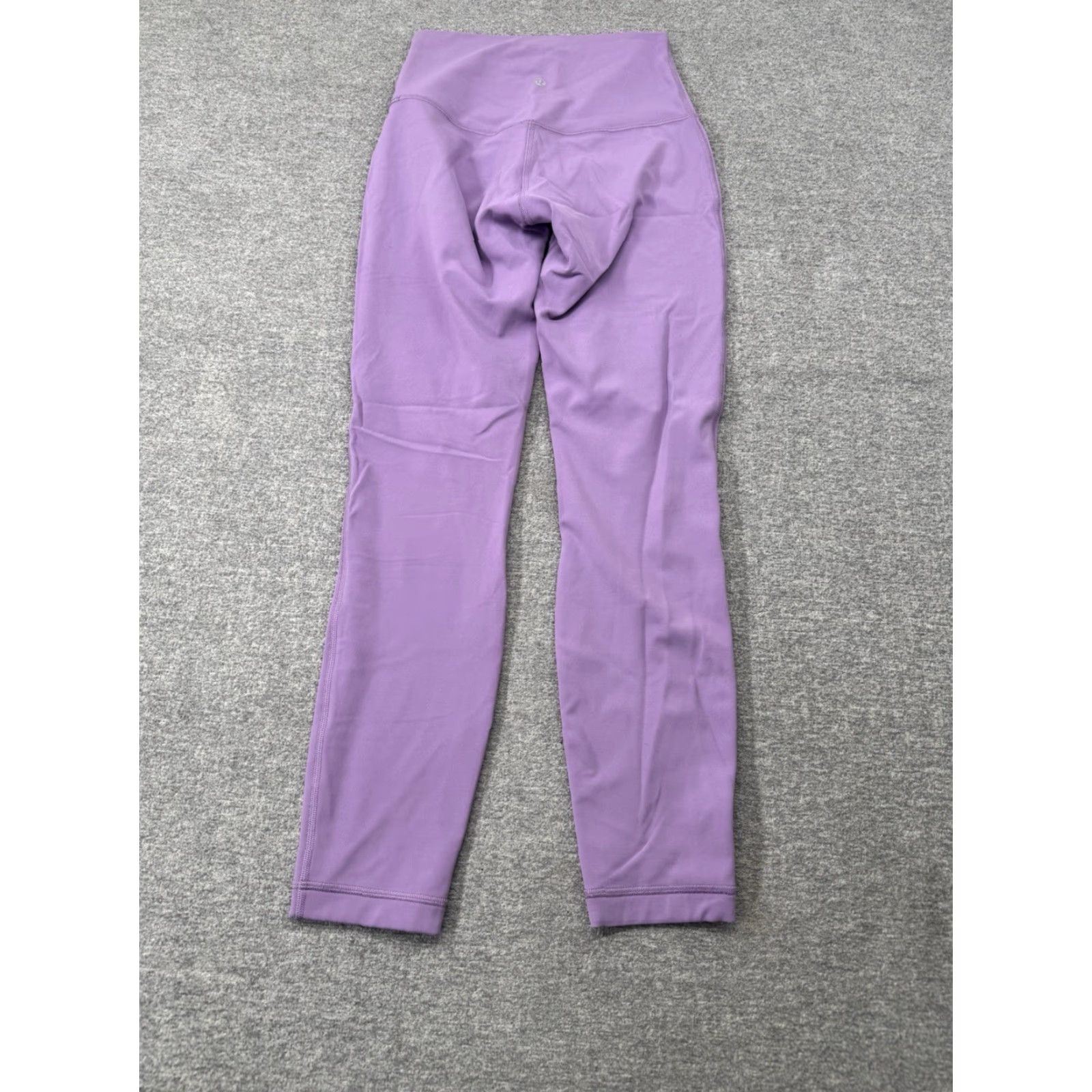 Lululemon Lululemon Wunder Under High-Rise Tight 25" Luxtreme Wisteria Purple / size 4 Womens Leggings, Activewear, Inseam 25 in, Pre-owned - Excellent Size ONE SIZE - 7 Thumbnail