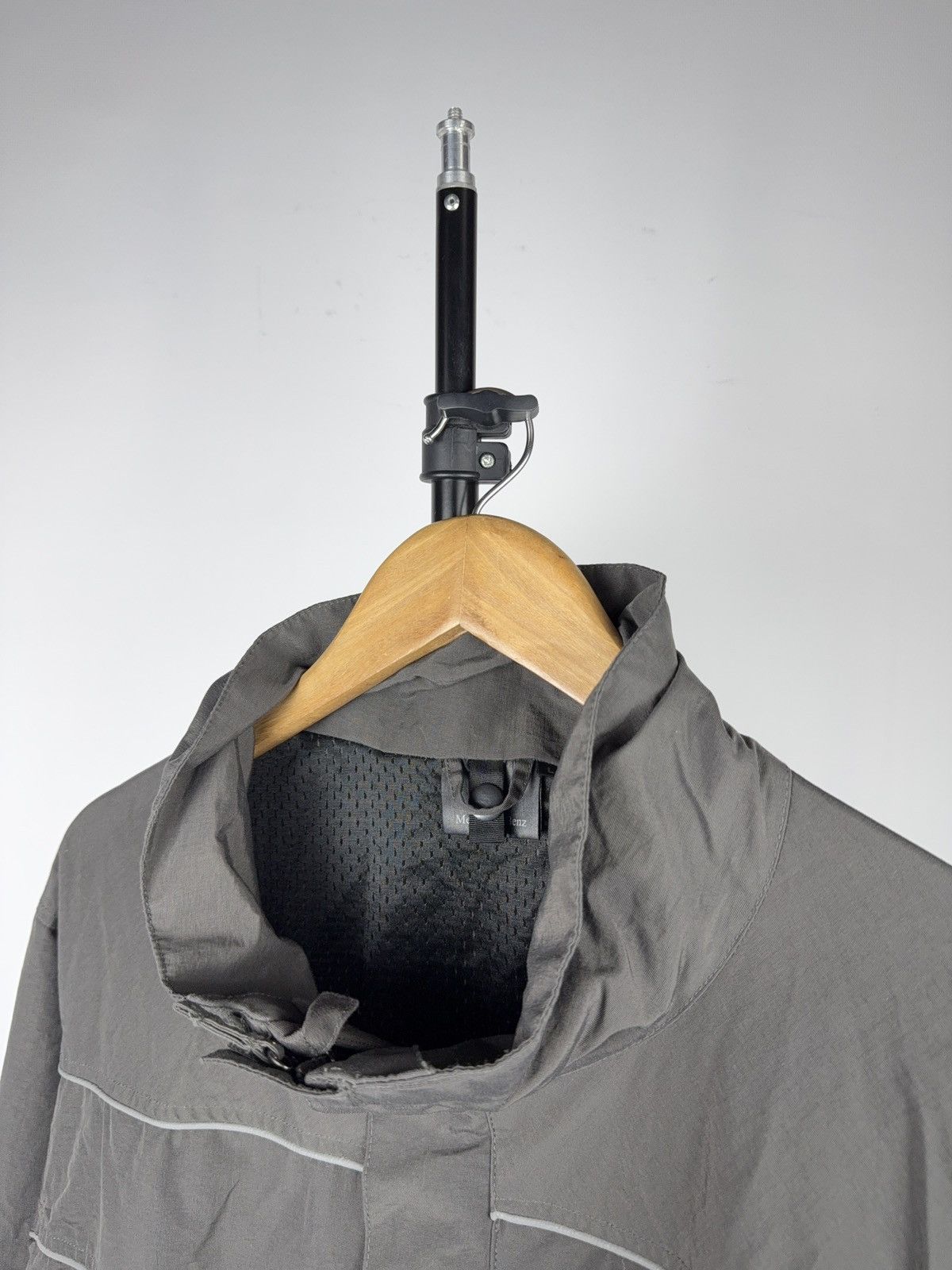 Mercedes-Benz 00s Racing Mercedes Benz Jacket Grey L Y2K Windbreaker Tech Size US L / EU 52-54 / 3 - 4 Thumbnail
