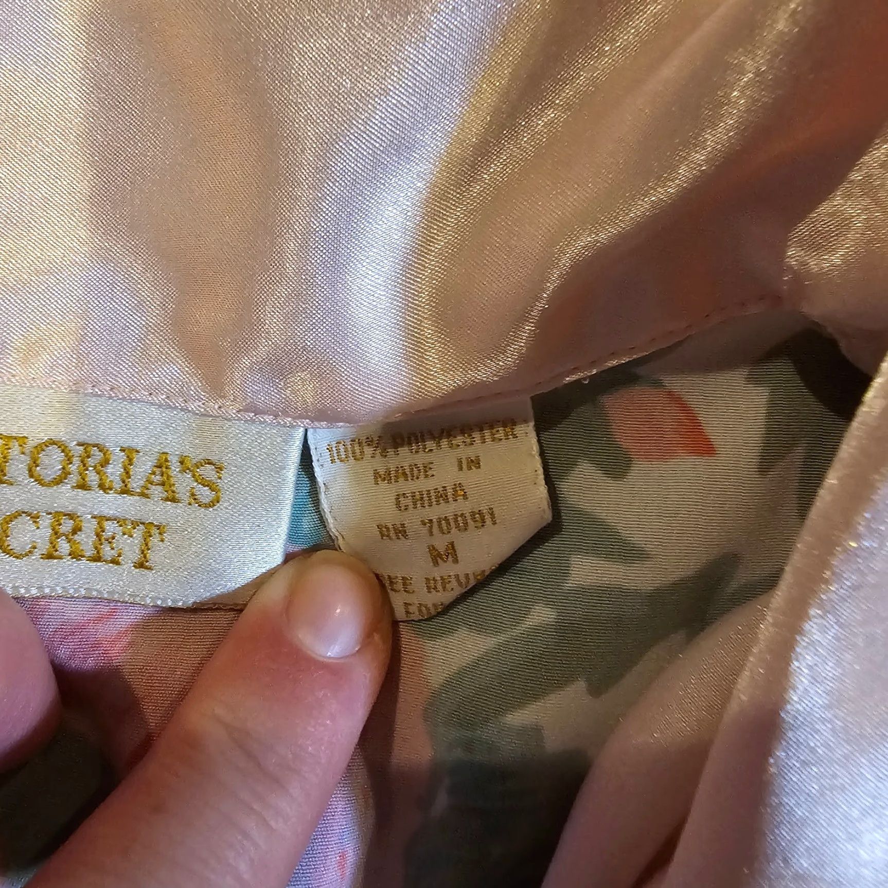 Victoria's Secret VICTORIA'S SECRET Nightgown Womens Medium Pink Floral Button Gold Label Vintage Nightgown Size ONE SIZE - 5 Thumbnail