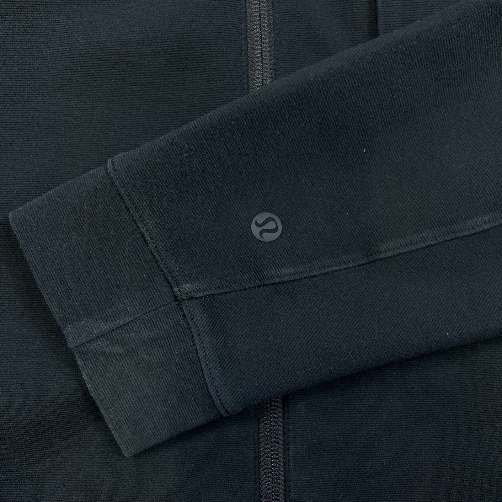 Lululemon Lululemon Sojourn Jacket Full Zip Outdoor Tracksuit Top Size US L / EU 52-54 / 3 - 3 Thumbnail