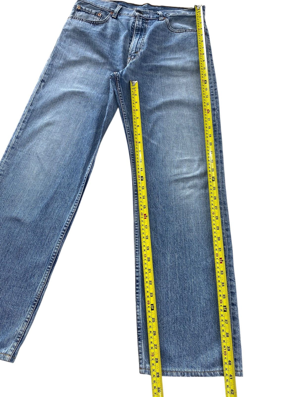 Levi's Levi’s Light Wash Straight Leg Style Jeans Size US 33 - 8 Thumbnail