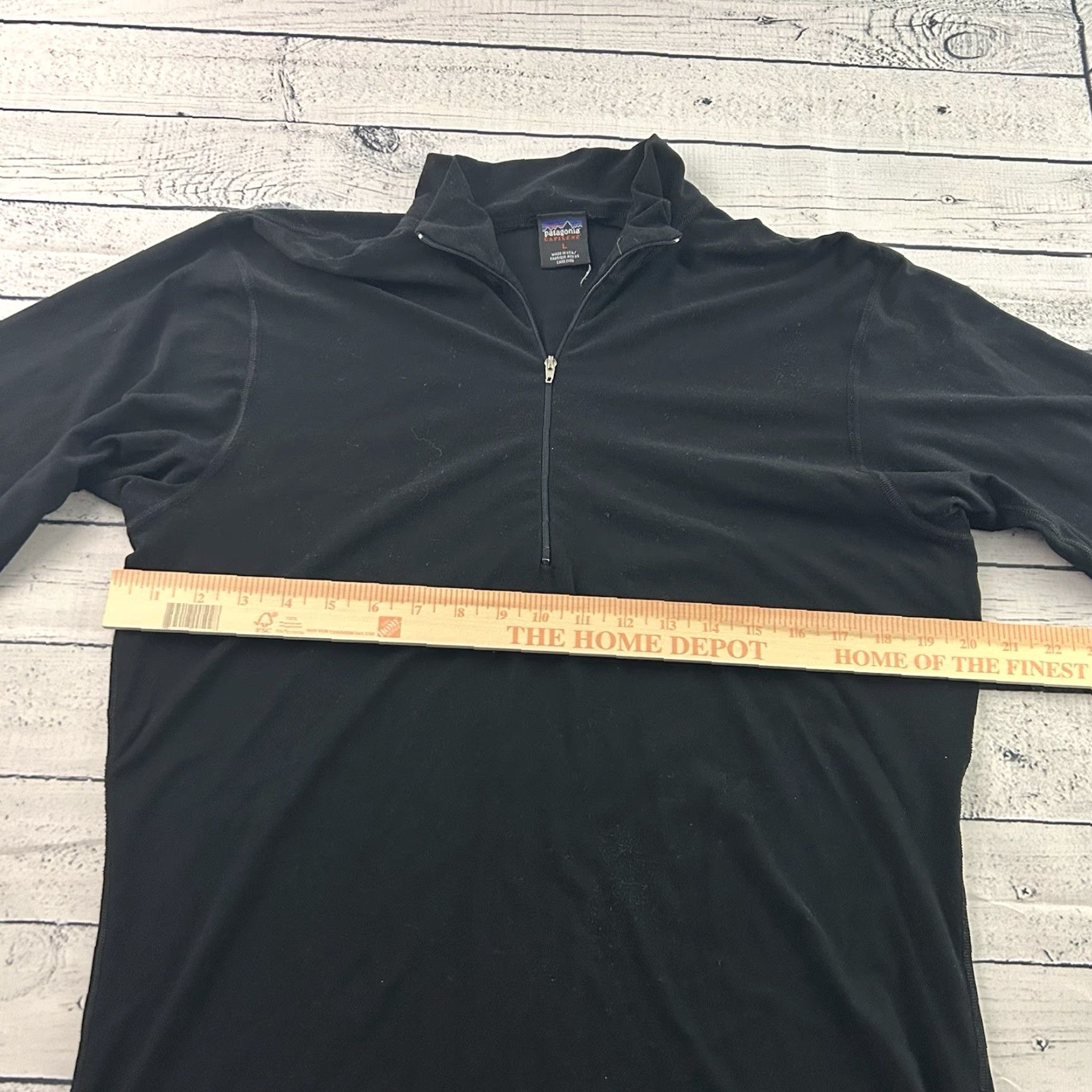 Patagonia VTG Patagonia Capilene Long Sleeve 1/4 Zip Baselayer Shirt Men's Large Black USA Capilene Long Sleeve 1/4 Zip Baselayer Shirt USA Patag... Size US L / EU 52-54 / 3 - 3 Thumbnail