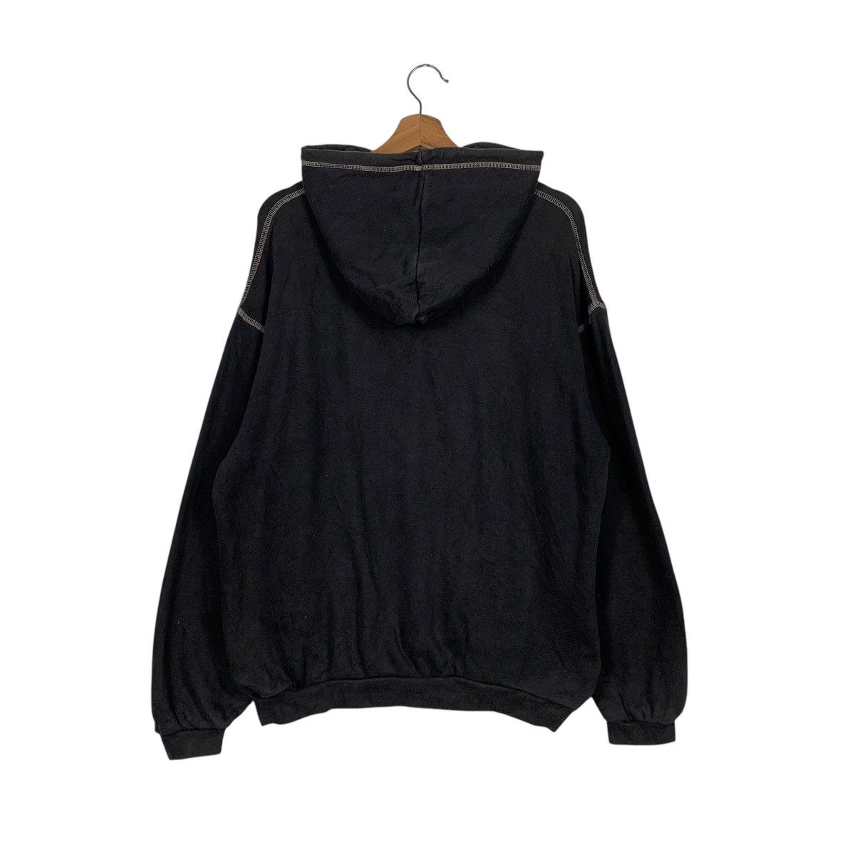 Japanese Brand Vintage Mickey Mousey Big Logo Pullover Hoodie Size US L / EU 52-54 / 3 - 7 Thumbnail