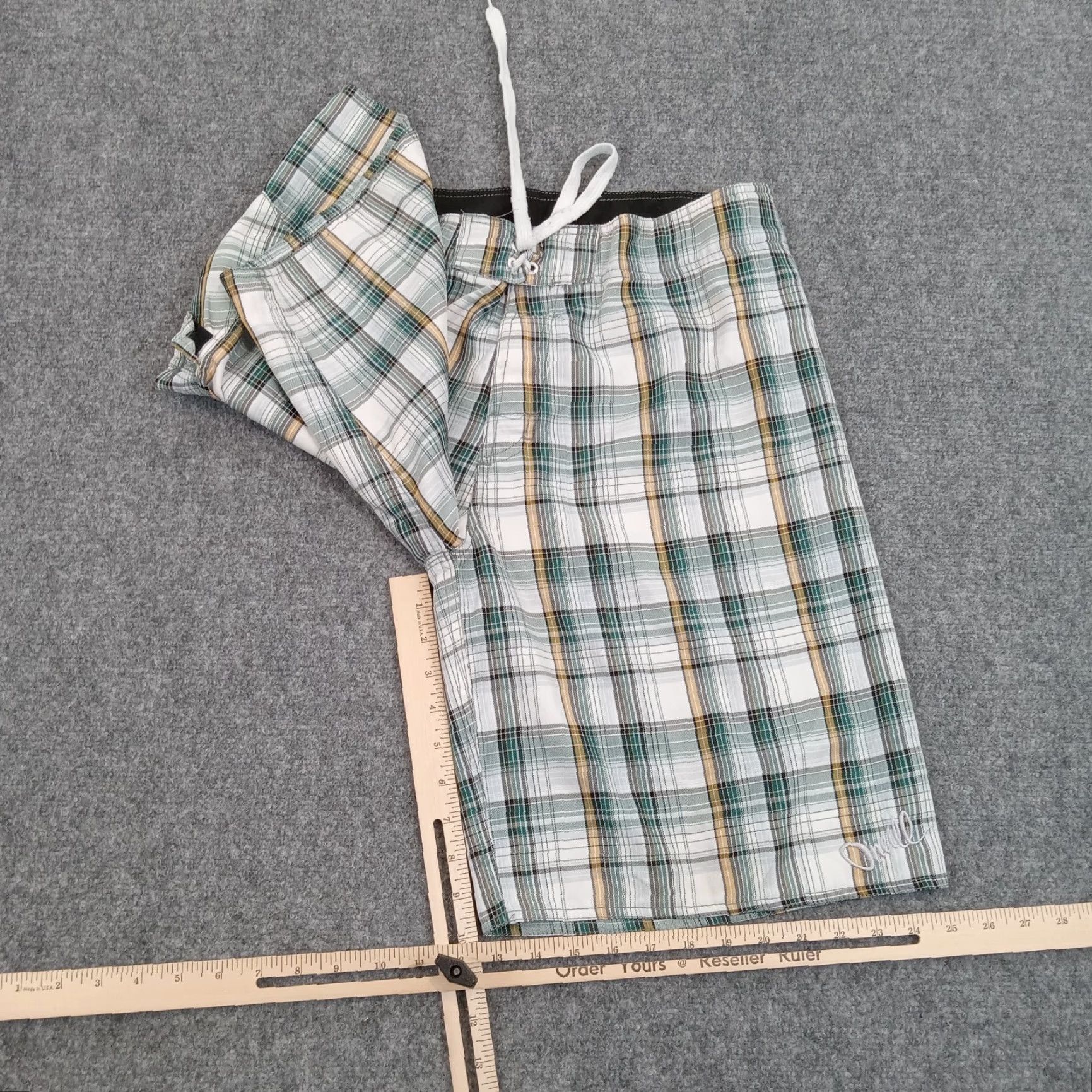 O'Neill O'Neill Board Shorts Mens Regular 33 Green Plaid Polyester Drawstring Surfing Beach Size US 33 - 2 Thumbnail