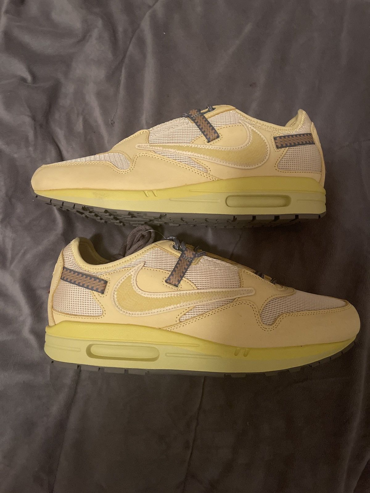 Nike × Travis Scott NIKE AIR MAX 1 CACTUS JACK Size US 12 / EU 45 - 1 Thumbnail