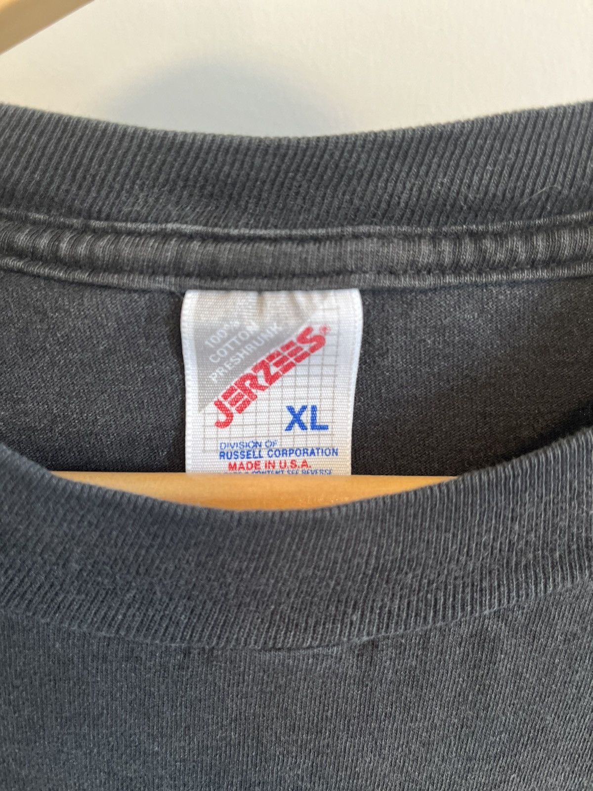 Vintage Vintage Excalibur Tee Size US XL / EU 56 / 4 - 3 Thumbnail