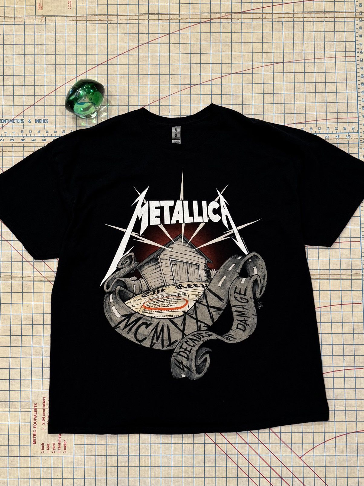 Metallica Metallica 40 Years 4 Decades of Damage Tee Black Size XXL Size US XXL / EU 58 / 5 - 1 Thumbnail