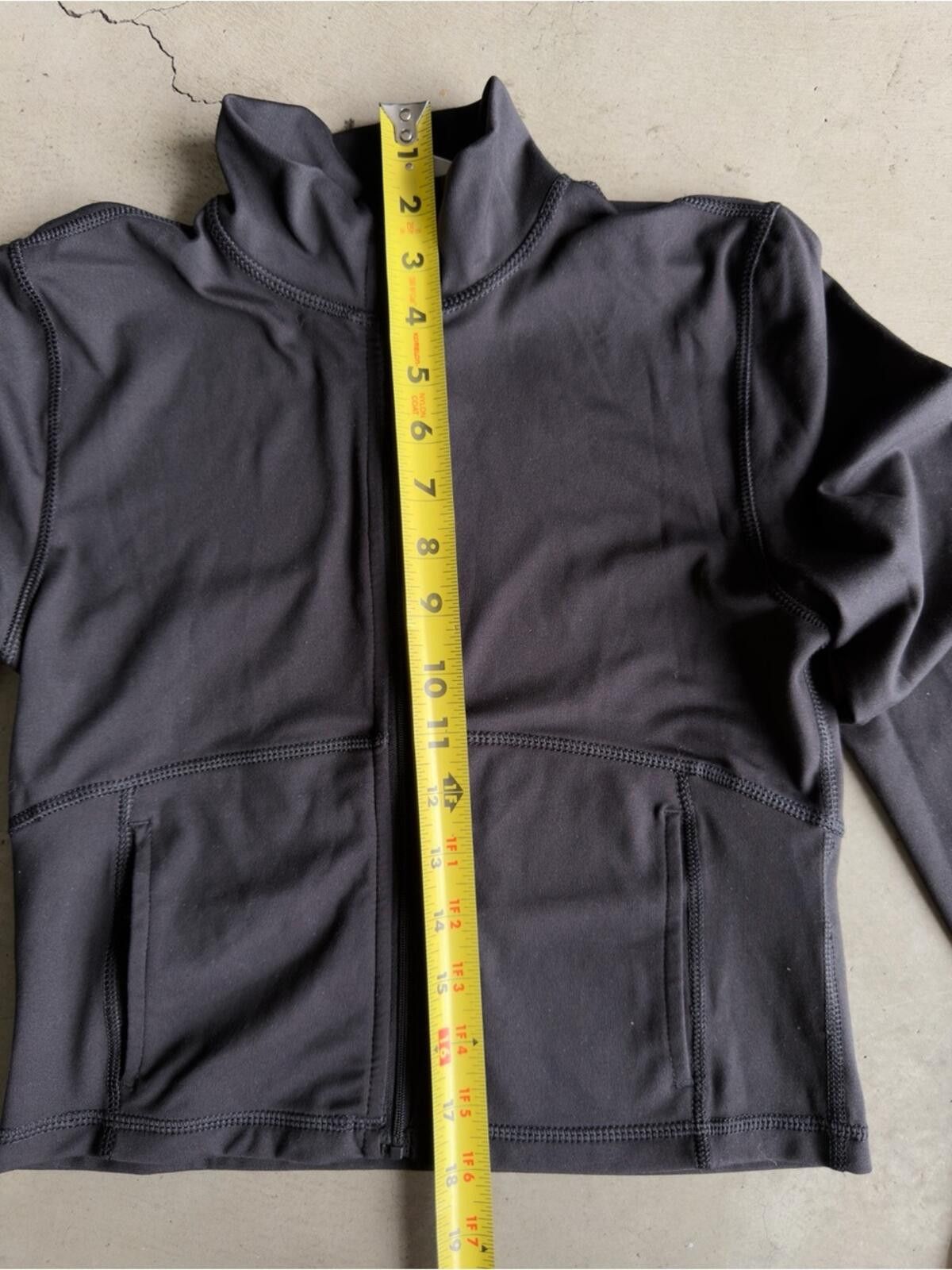 Nordstrom Cropped Stretch Zip Jacket / Activewear / Black Size S / US 4 / IT 40 - 6 Thumbnail