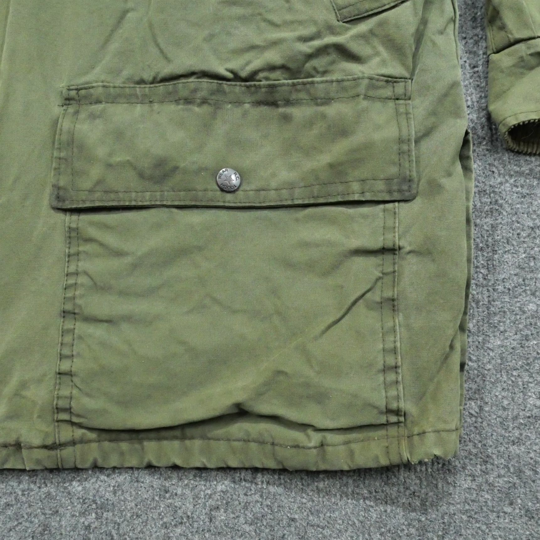 Vintage VINTAGE Wax Works Jacket Mens M Green Canvas Bomber Jacket Mid-Length Zip Lined 90s Grunge Western England Size US M / EU 48-50 / 2 - 7 Thumbnail