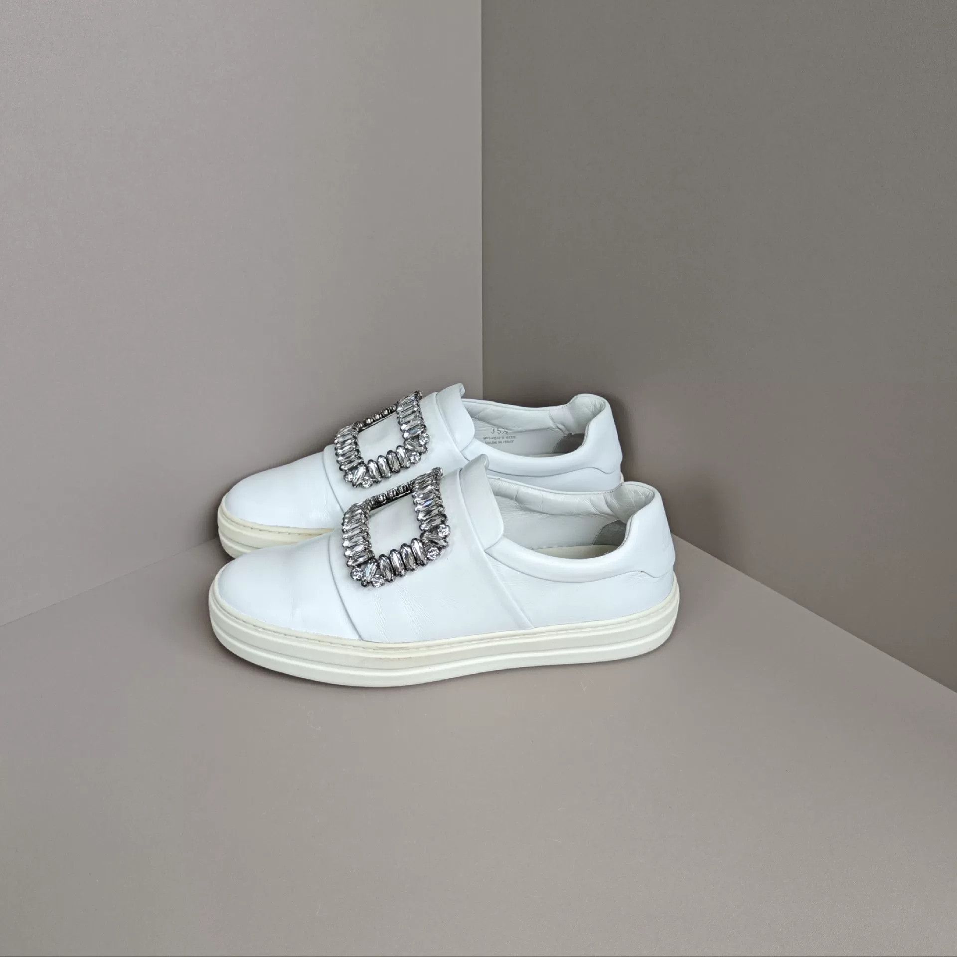 Roger Vivier Roger Vivier Lowtop Sneakers us_5 Women Size US 5 / IT 35 - 1 Thumbnail
