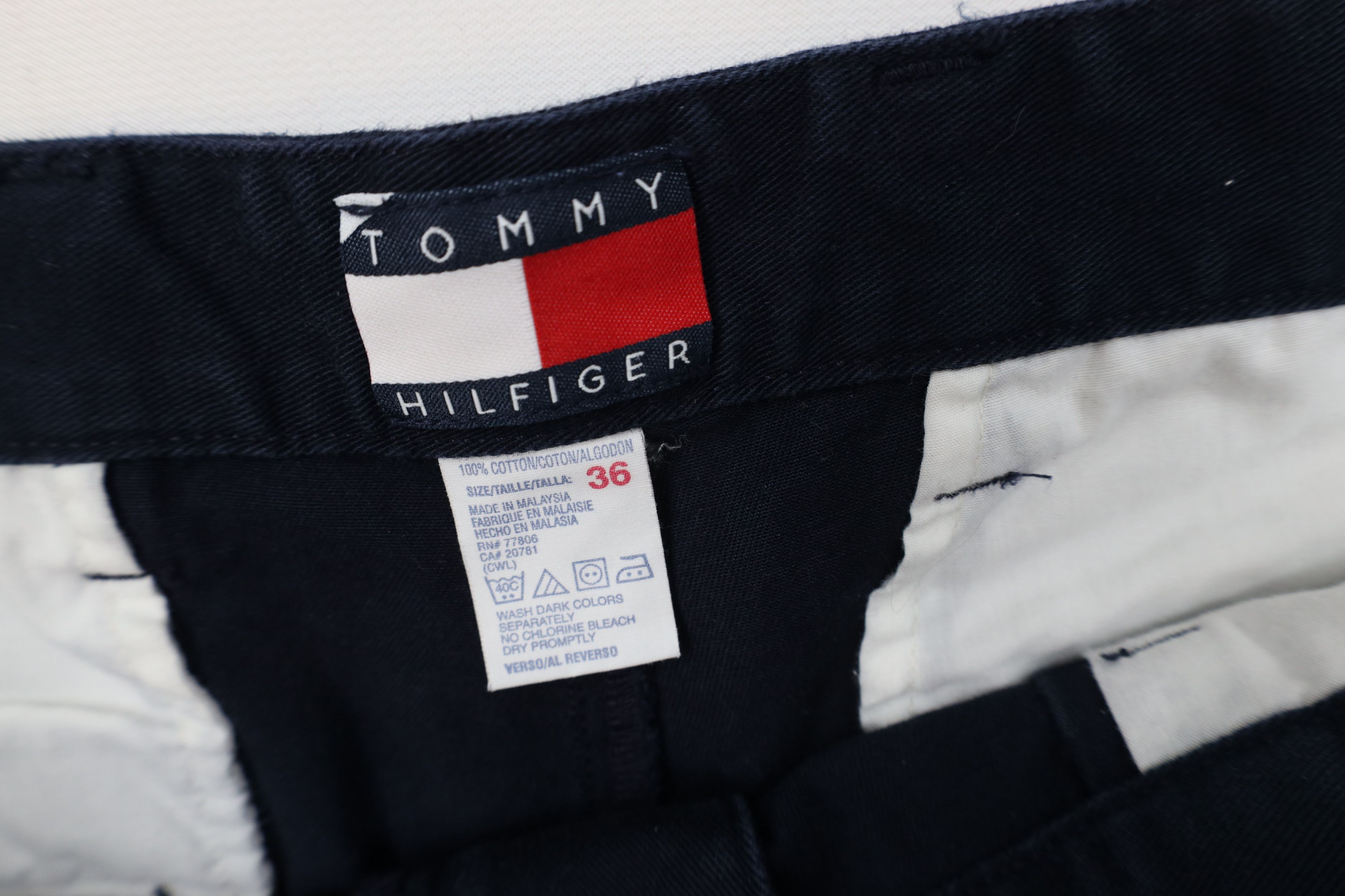 Tommy Hilfiger Vintage 90s Tommy Hilfiger Above Knee Chino Shorts Blue Size US 36 / EU 52 - 6 Thumbnail