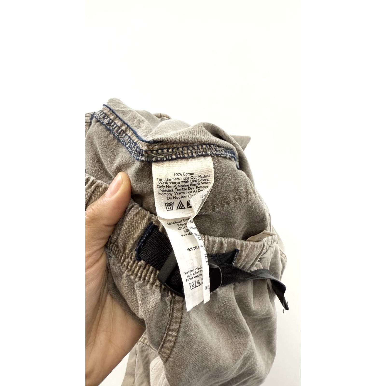 Eddie Bauer Eddie Bauer Shorts Mens M Brown Chino Cotton Elastic Waist Belted Adjustable Pockets Inseam 7" Solid Vintage: No Outdoors Casual Mens Size US 31 - 6 Thumbnail