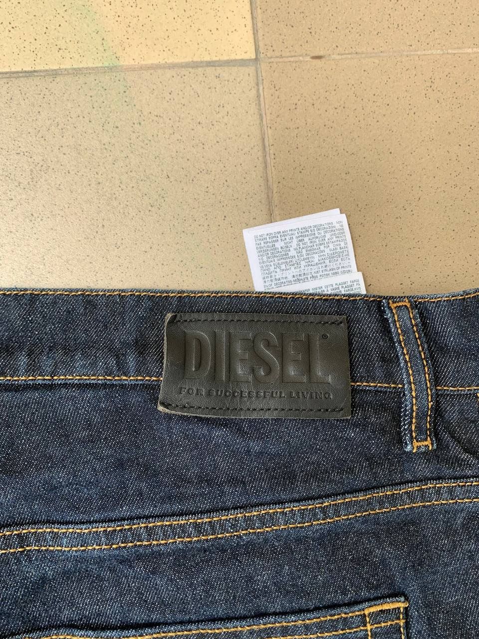 Diesel × Japanese Brand Vintage Diesel Jeans slim D-strukt Stretch Red Logo Size US 33 - 5 Thumbnail