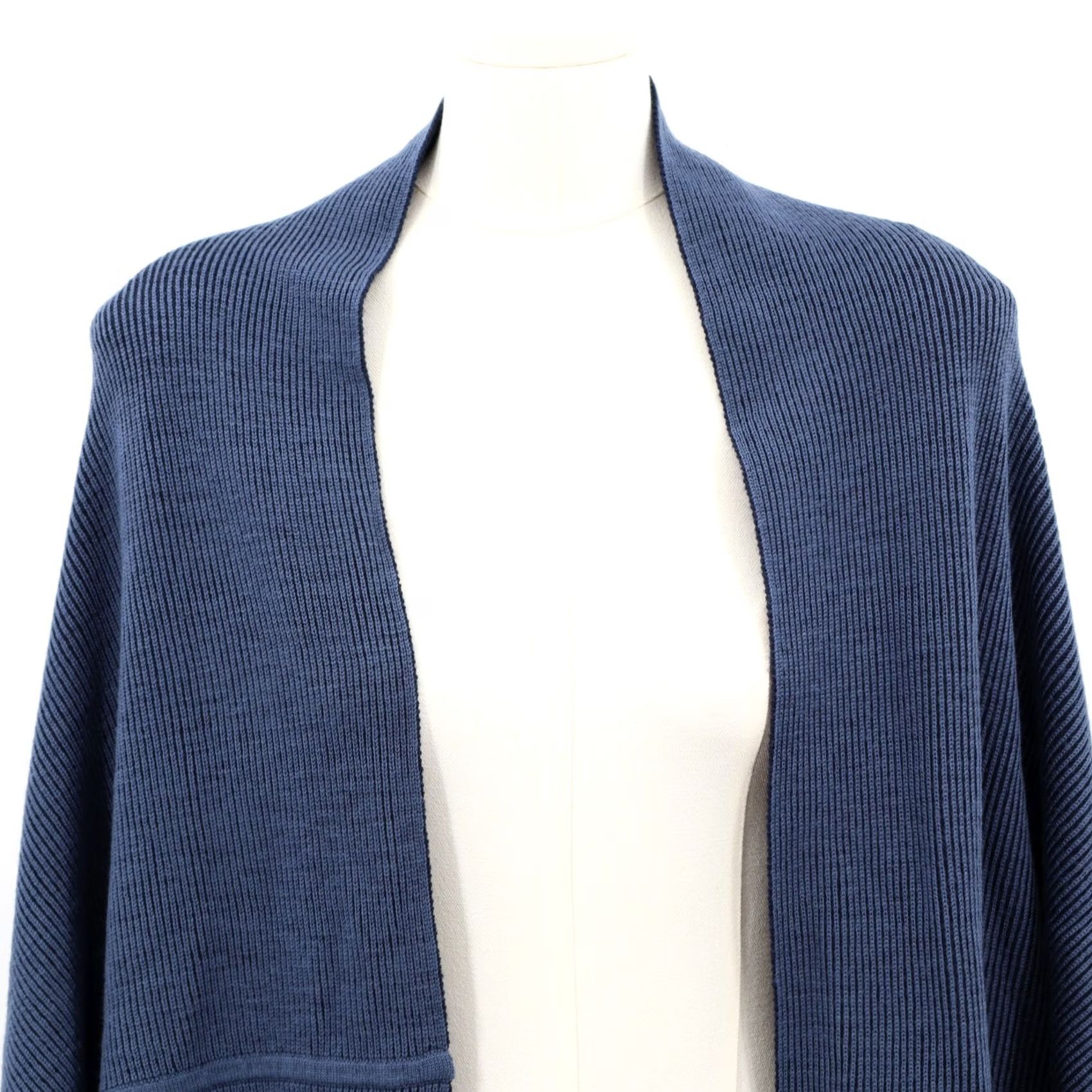 Lululemon Lululemon Exaltation Wrap Reversible Code Blue True Navy Merino Wool One Size Women Sweater Wrap Shirts? Size ONE SIZE - 5 Thumbnail