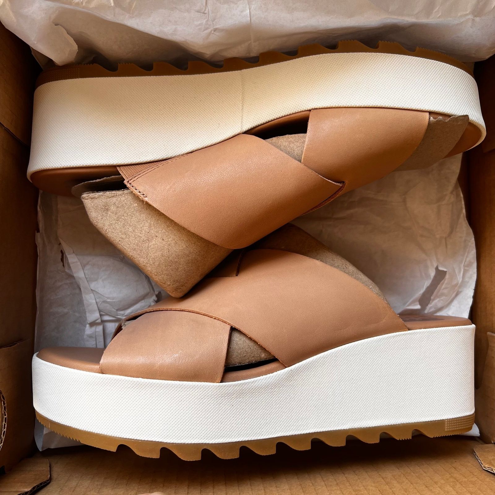 SOREL SOREL Beige 1-1/2" Platform Wide Cameron Wedge Sandal, US9.5 Size US 9.5 / IT 39.5 - 7 Thumbnail