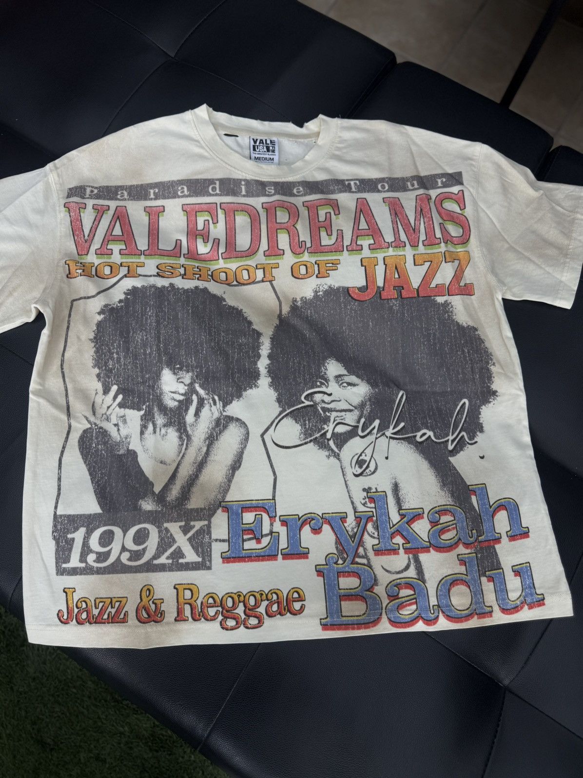 Vale Valley White Jazz Tee Shirt Size M (NEW) Size US M / EU 48-50 / 2 - 1 Thumbnail