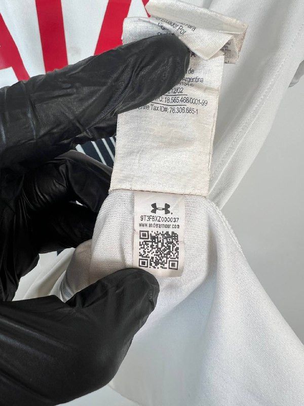 Under Armour Tottenham Hotspur Home Shirt 2015/2016 Boy`s size XL Size US XL / EU 56 / 4 - 7 Thumbnail