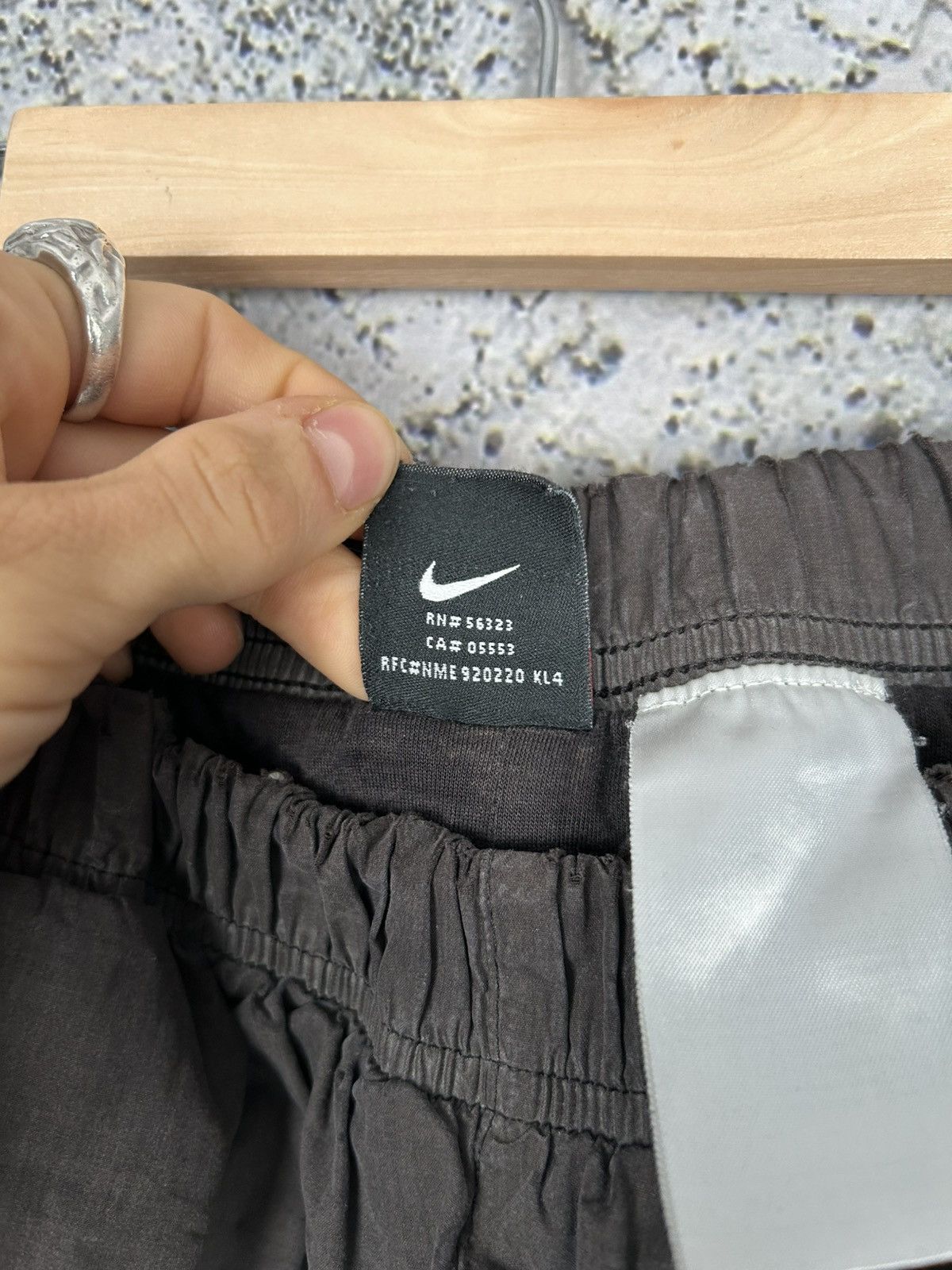 Nike Vintage Nike 90s Tracksuit Sweatpants Baggy Rap 2Pac Rare Size US 34 / EU 50 - 12 Thumbnail