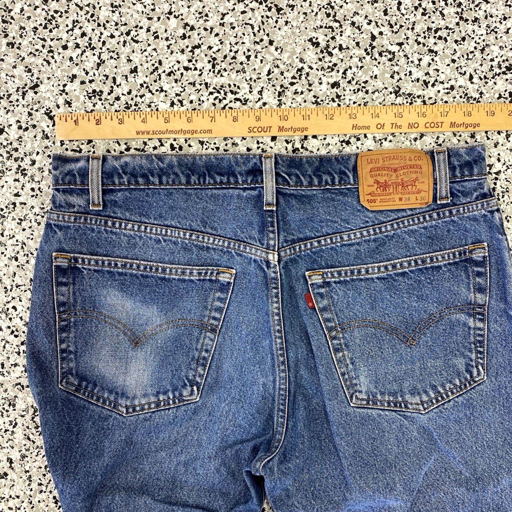 Levi's VINTAGE Levi’s 505 Jeans Men 37x29 Blue Denim Straight Baggy Y2K 90s Grunge Mens Size US 37 - 5 Thumbnail