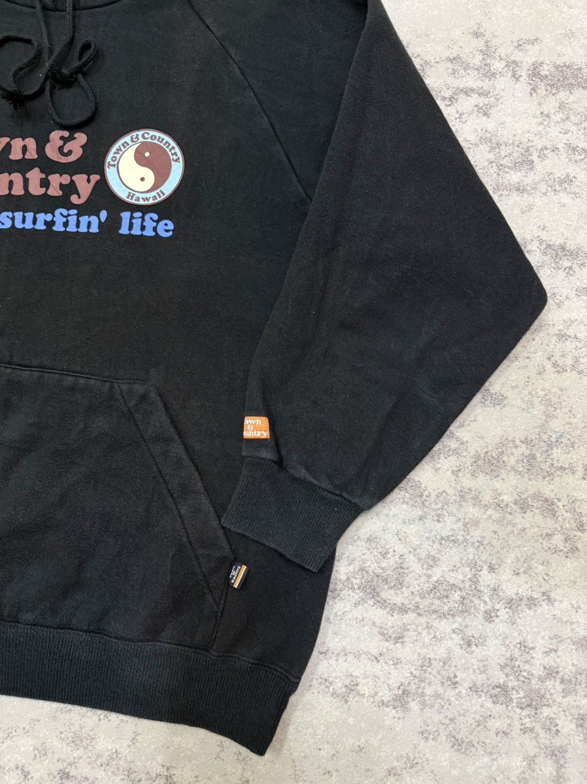 Vintage Vintage Town & Country Enjoy Surfing Pullover Sweater Hoodie Size US M / EU 48-50 / 2 - 4 Thumbnail