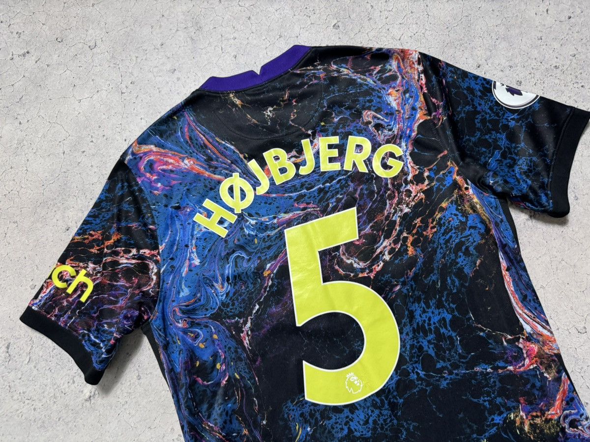 Nike Nike FC Tottenham Hotspur 2021/2022 Hojbjerg 5 Soccer Jersey Size US M / EU 48-50 / 2 - 14 Thumbnail