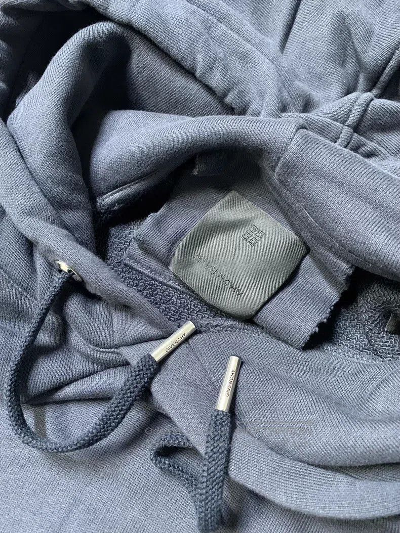 Givenchy Givenchy Embroidered Hooded Sweatshirt Size US XL / EU 56 / 4 - 4 Thumbnail