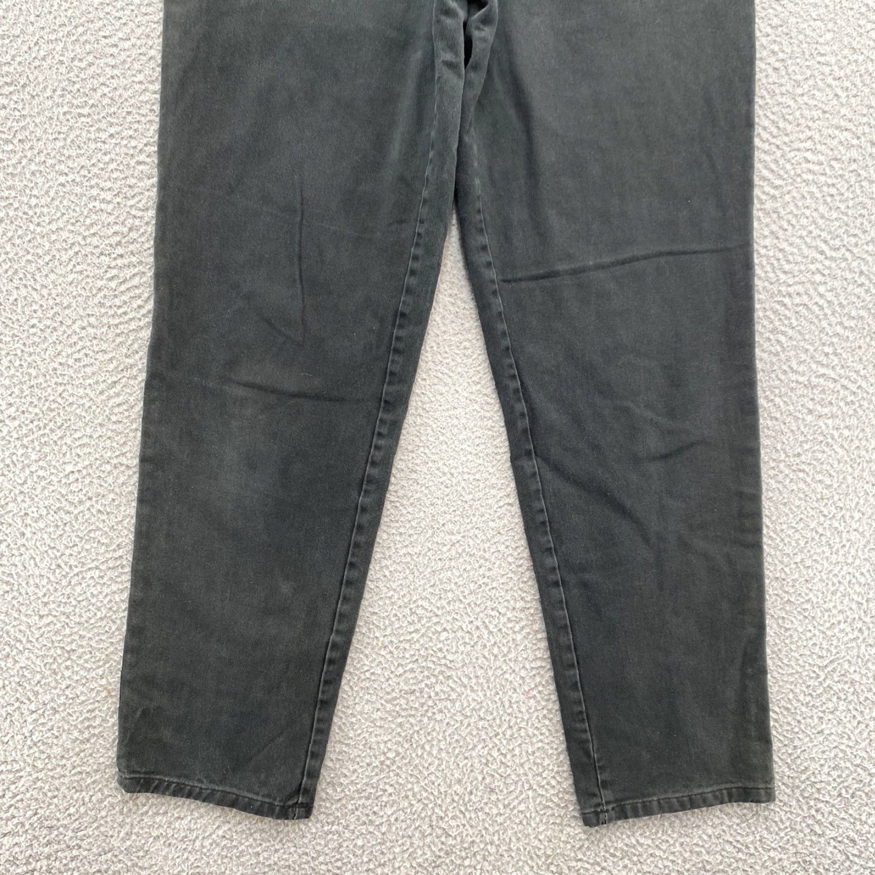 Bill Blass VINTAGE Bill Blass Women’s Easy Fit Black Denim High Rise Mom Jeans Size 8 Size 30" / US 8 / IT 44 - 3 Thumbnail