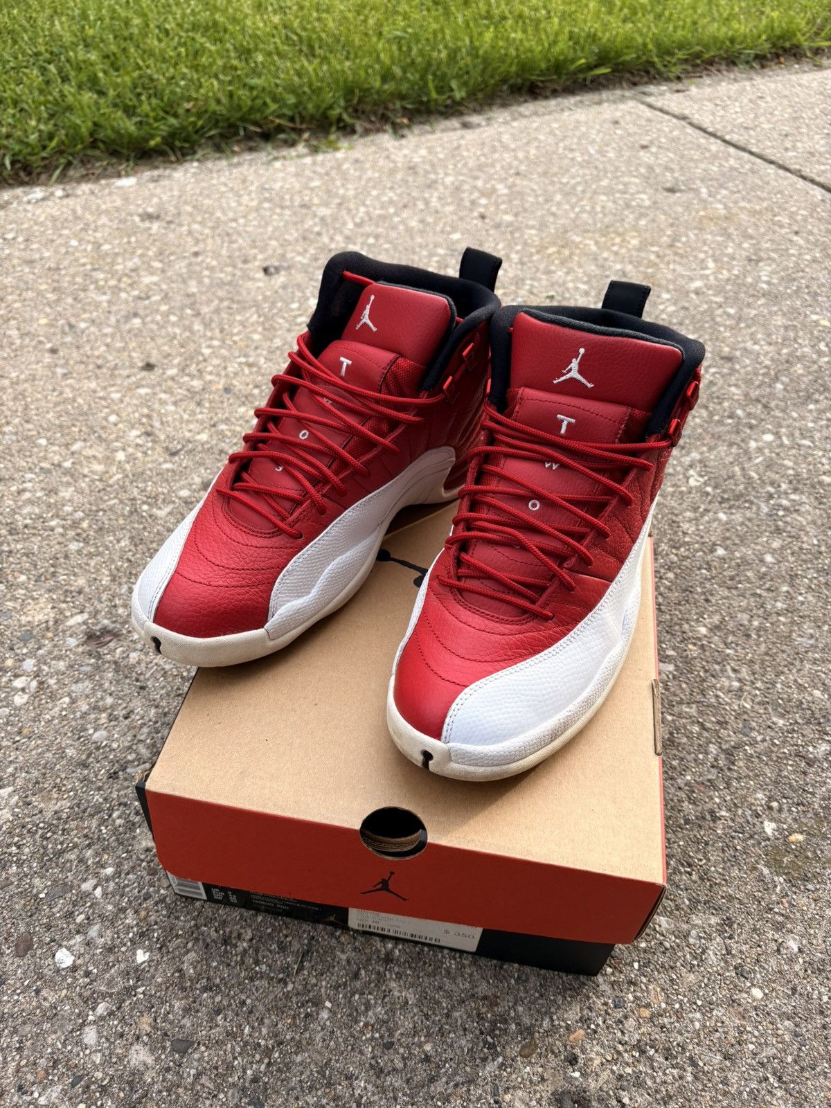 Jordan Brand 2016 Jordan 12 Gym Red Size US 10 / EU 43 - 1 Thumbnail