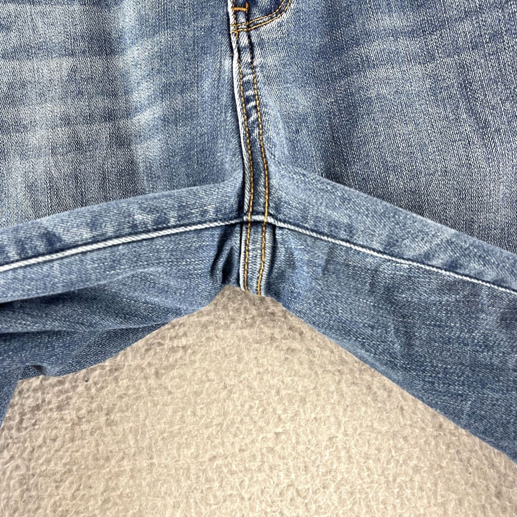 Denime Judy Blue Flare Jeans Womens Size 27 Blue Denim High-Rise Frayed Hem Casual Jeans Womens Regular Blue 27in Inseam 27.5in Light Wash Size 27" / US 4 / IT 40 - 6 Thumbnail