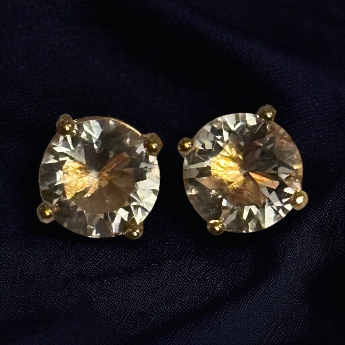 Other Chunky round faceted clear golden crystal post earrings Size ONE SIZE - 1 Thumbnail