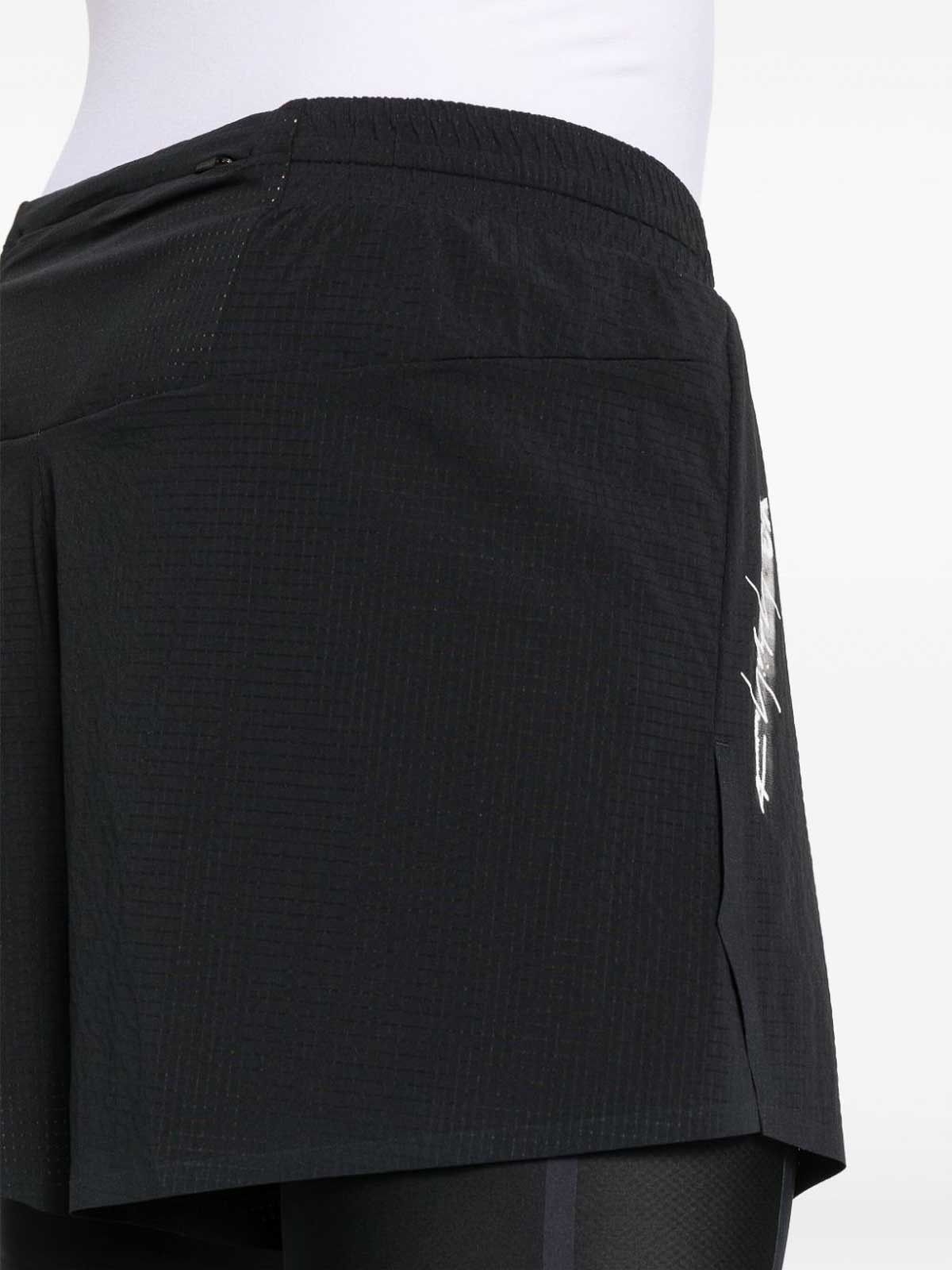 Y-3 o1y0525 Logo Short in Black Size US 38 / EU 54 - 2 Thumbnail