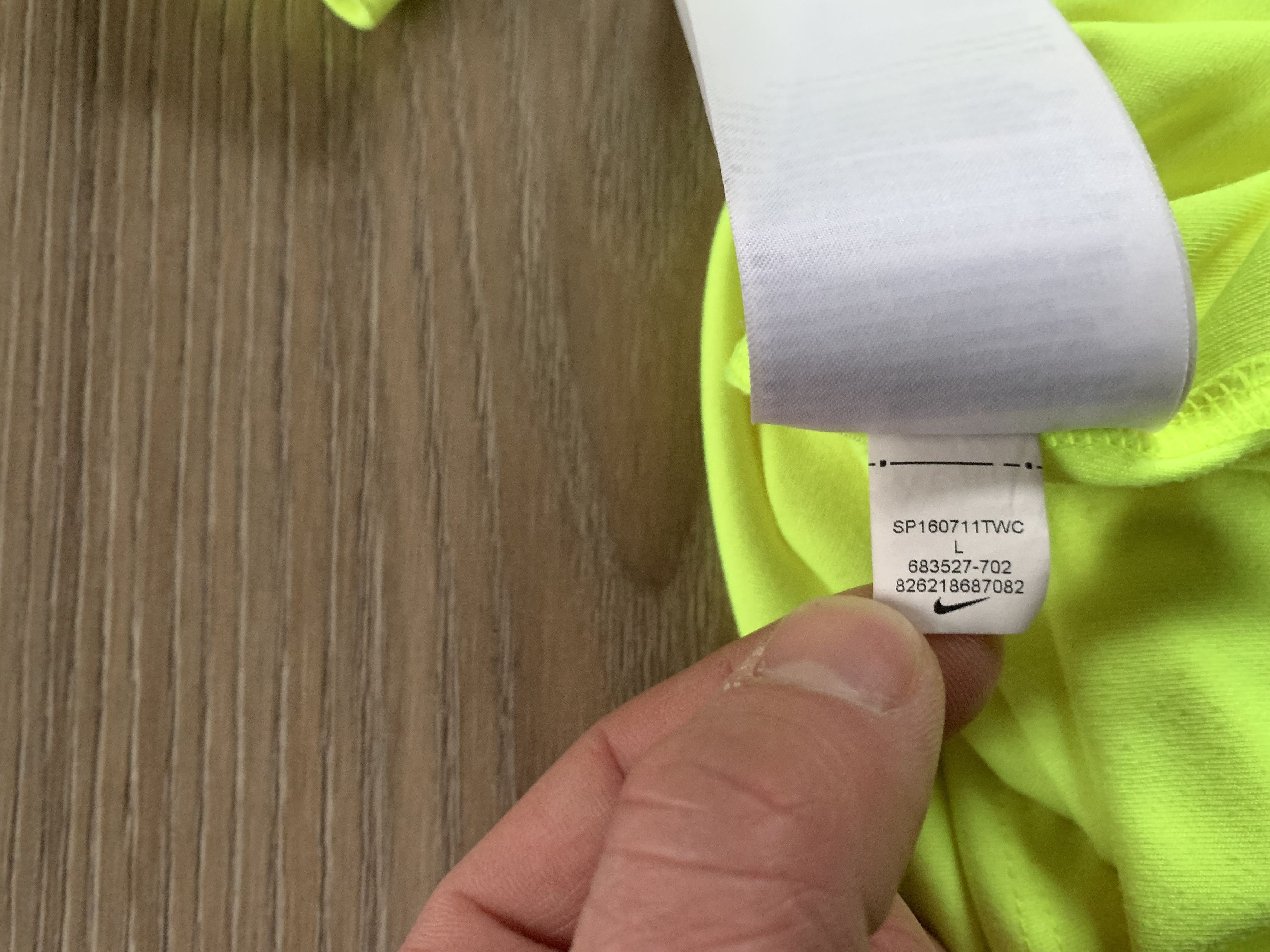 Nike Nike Running Light Green Training T Shirt Size US L / EU 52-54 / 3 - 8 Thumbnail