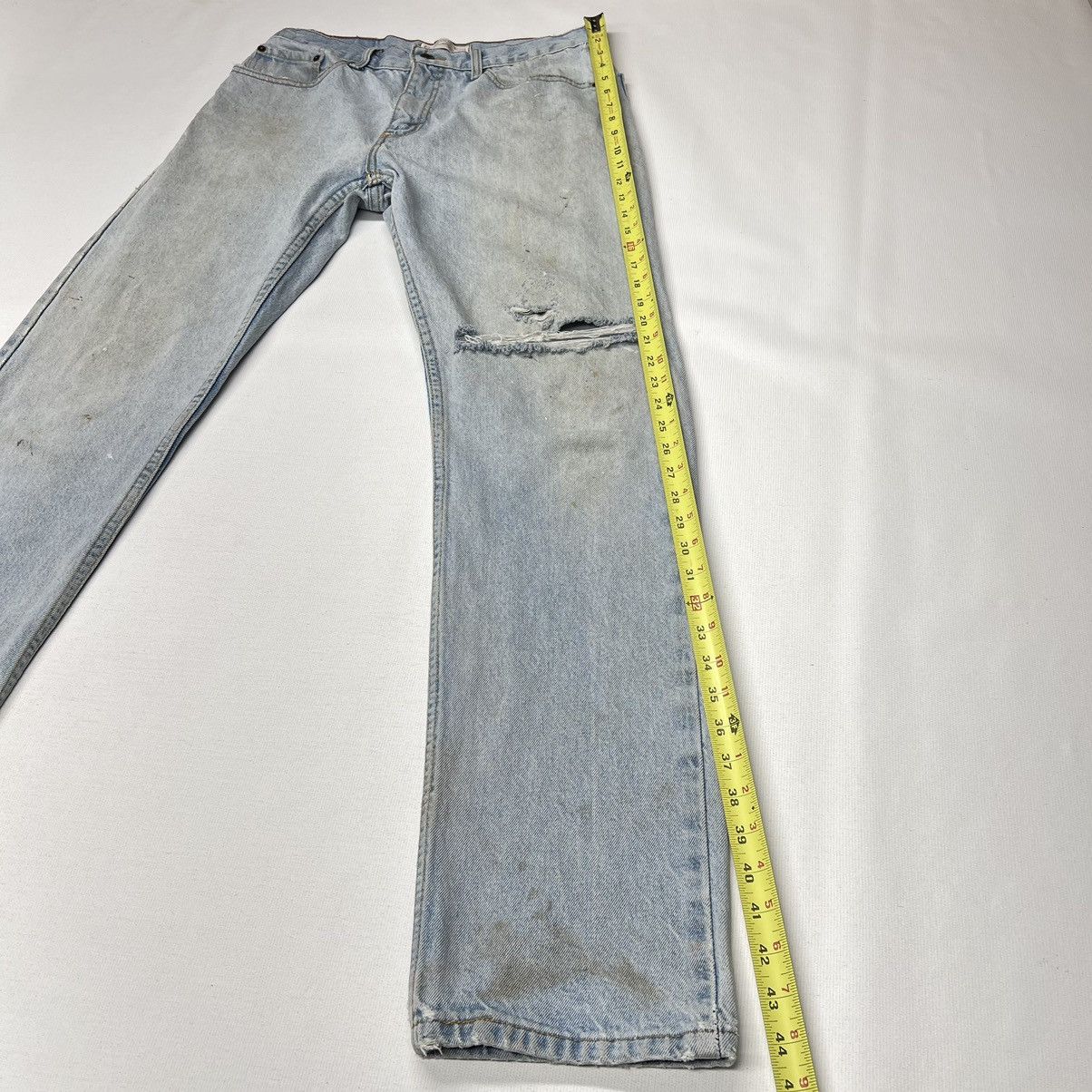 Levi's × Vintage Levis Jeans Blue Signature Corte Regular Work Distressed Rip Size US 32 / EU 48 - 21 Thumbnail