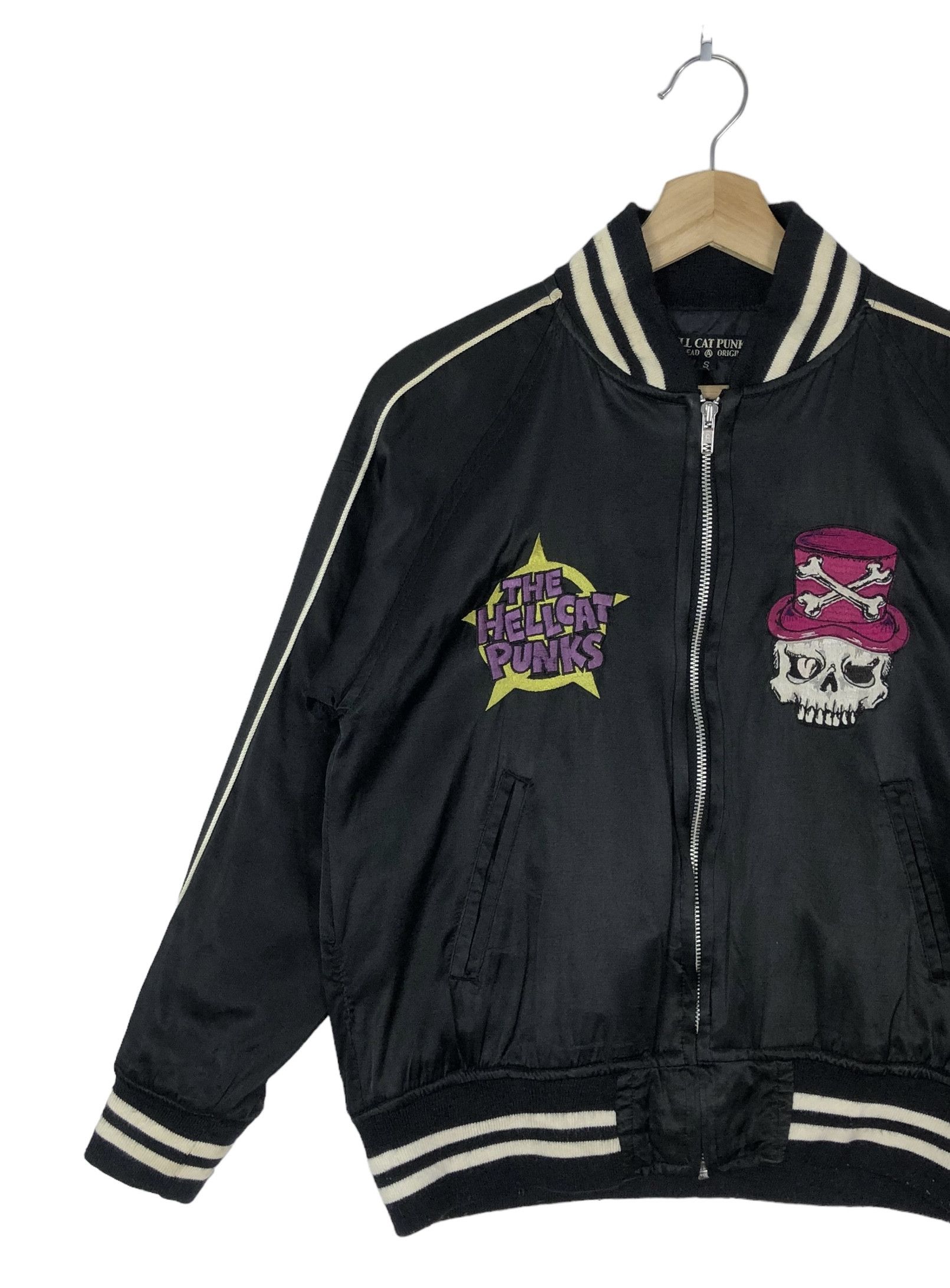 Japanese Brand RARE🔥THE HELLCAT PUNKS NOT DEAD SUKAJAN SATIN JACKET UNISEX Size US S / EU 44-46 / 1 - 4 Thumbnail