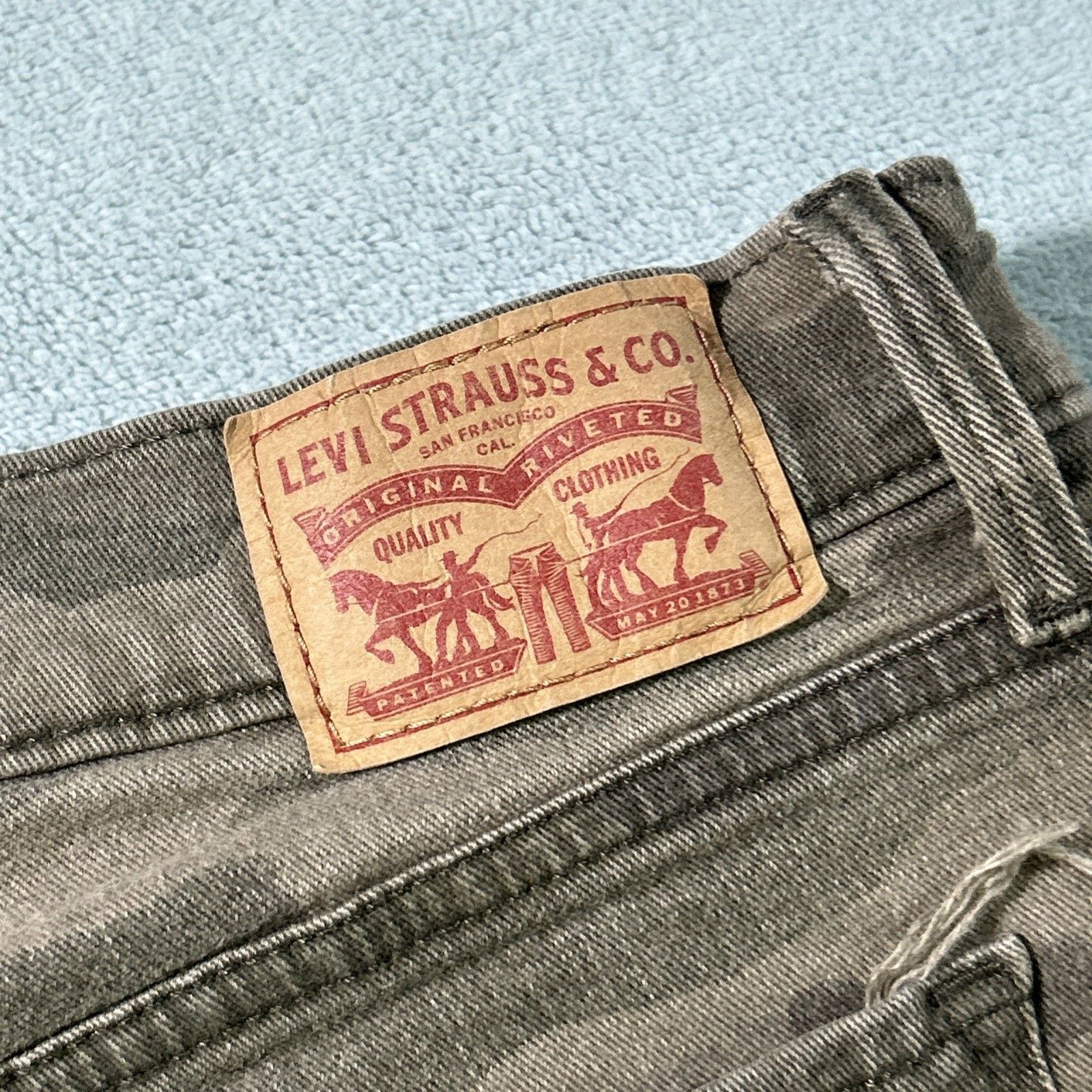 Levi's Levis Slim Straight Woodland Camo Jeans Women 32x28 Skinny Size 28" / US 6 / IT 42 - 4 Thumbnail