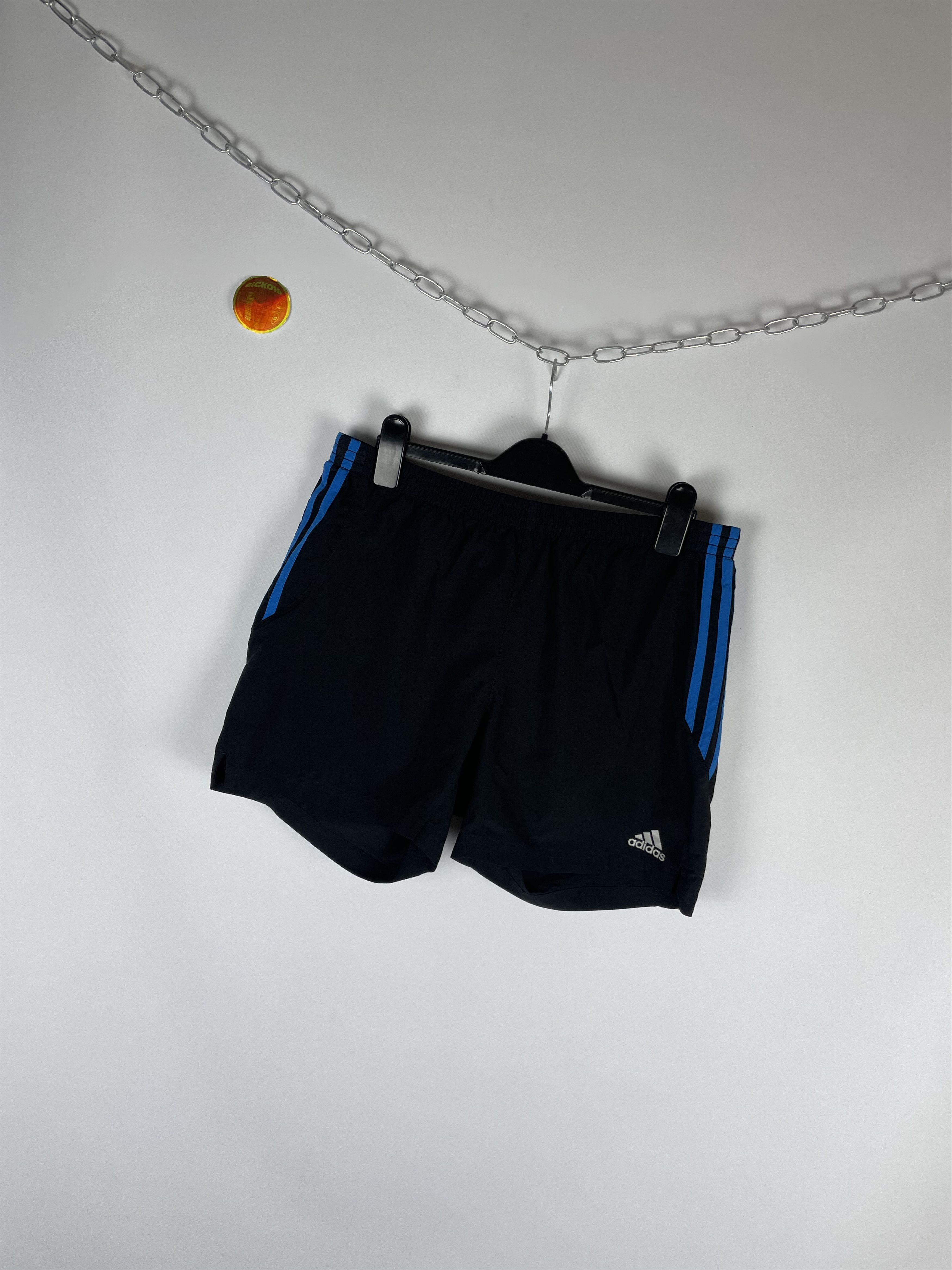 Adidas × Vintage Vintage Adidas Shorts Y2k Size US 32 / EU 48 - 2 Thumbnail