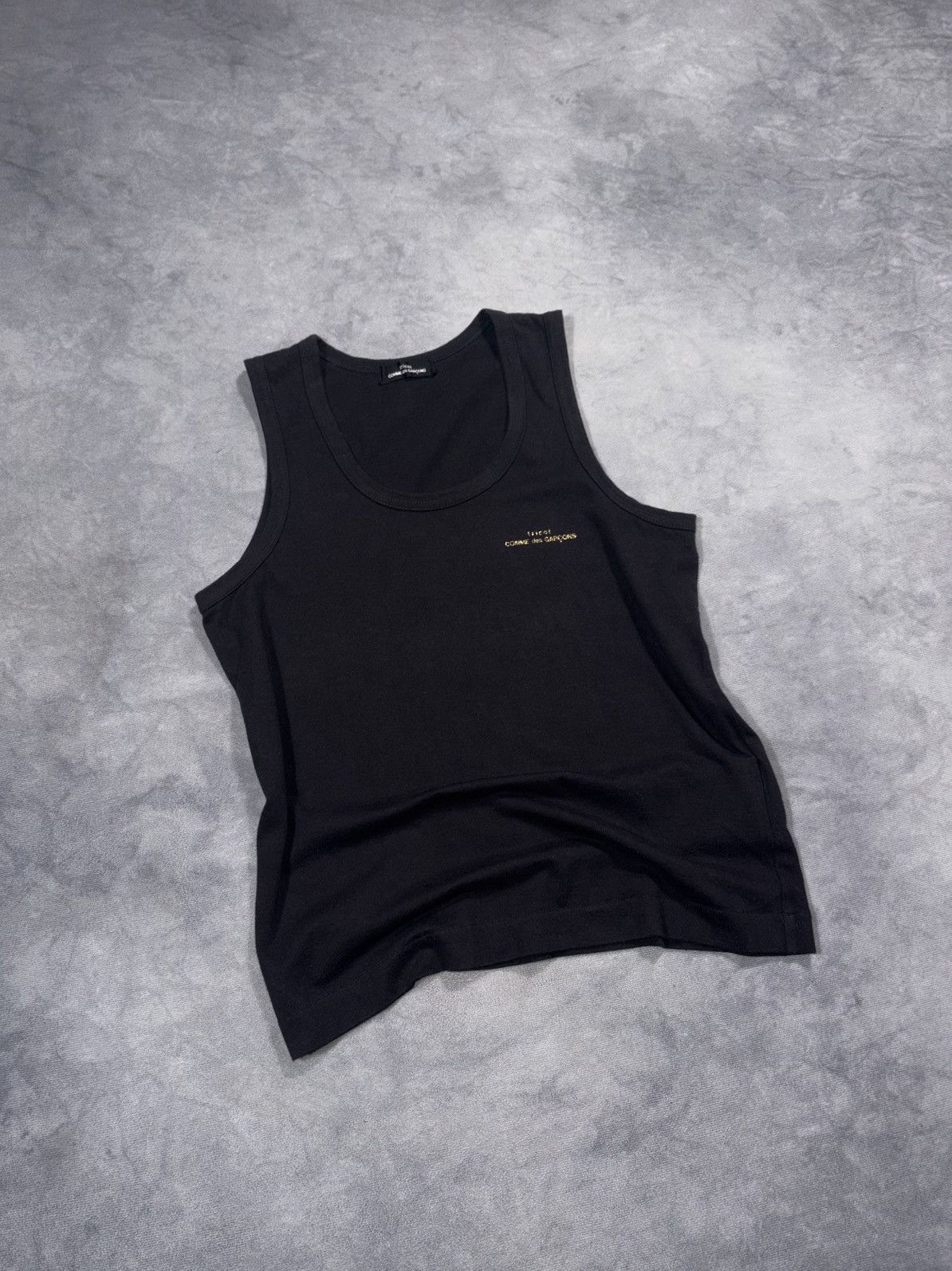 Comme des Garcons Comme Des Garcons AD2001 Archive Logo Tank Top Size US S / EU 44-46 / 1 - 2 Thumbnail
