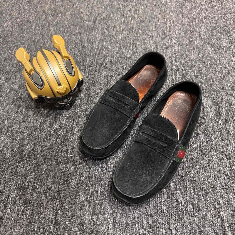 Gucci Gucci Suede Casual Black Shoes for Men - Size US 8.5 / EU 41-42 - 1 Thumbnail