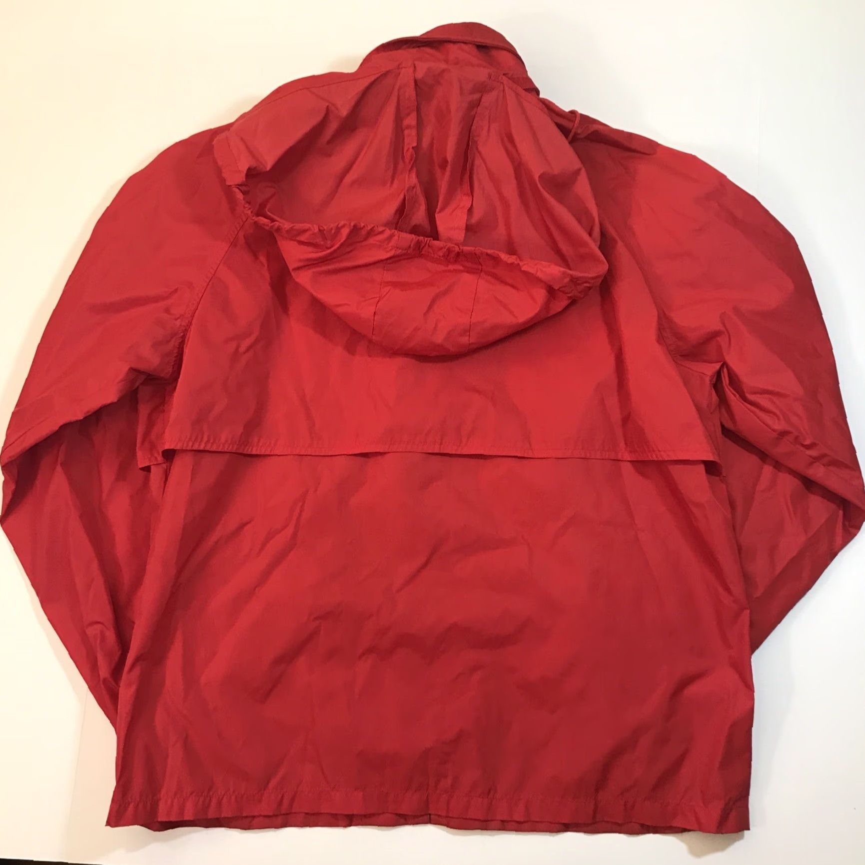 Vintage VINTAGE Woolrich Windbreaker Jacket Mens Red Full Zip Hooded Wind-Resistant Outdoor 80s 90s Casual Size M Size US M / EU 48-50 / 2 - 5 Thumbnail