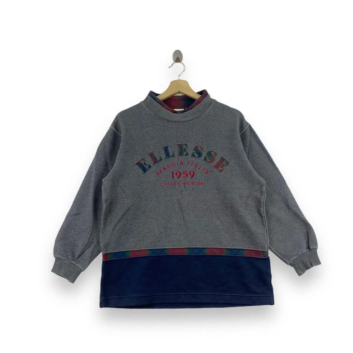 Ellesse Vintage ELLESSE PERUGIA ITALIA Embroidered Logo Size L / US 10 / IT 46 - 1 Thumbnail