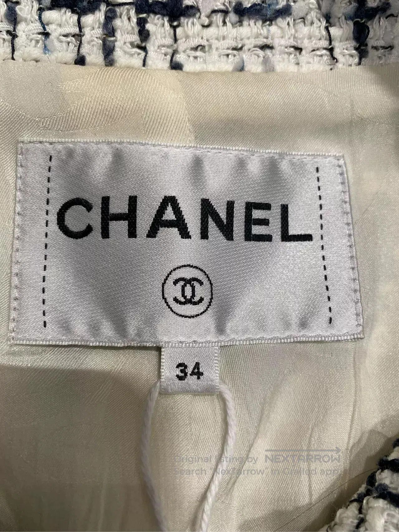 Chanel Chanel 2022 Black and White Four-Pocket Tweed Jacket. Size US XS / EU 42 / 0 - 4 Thumbnail