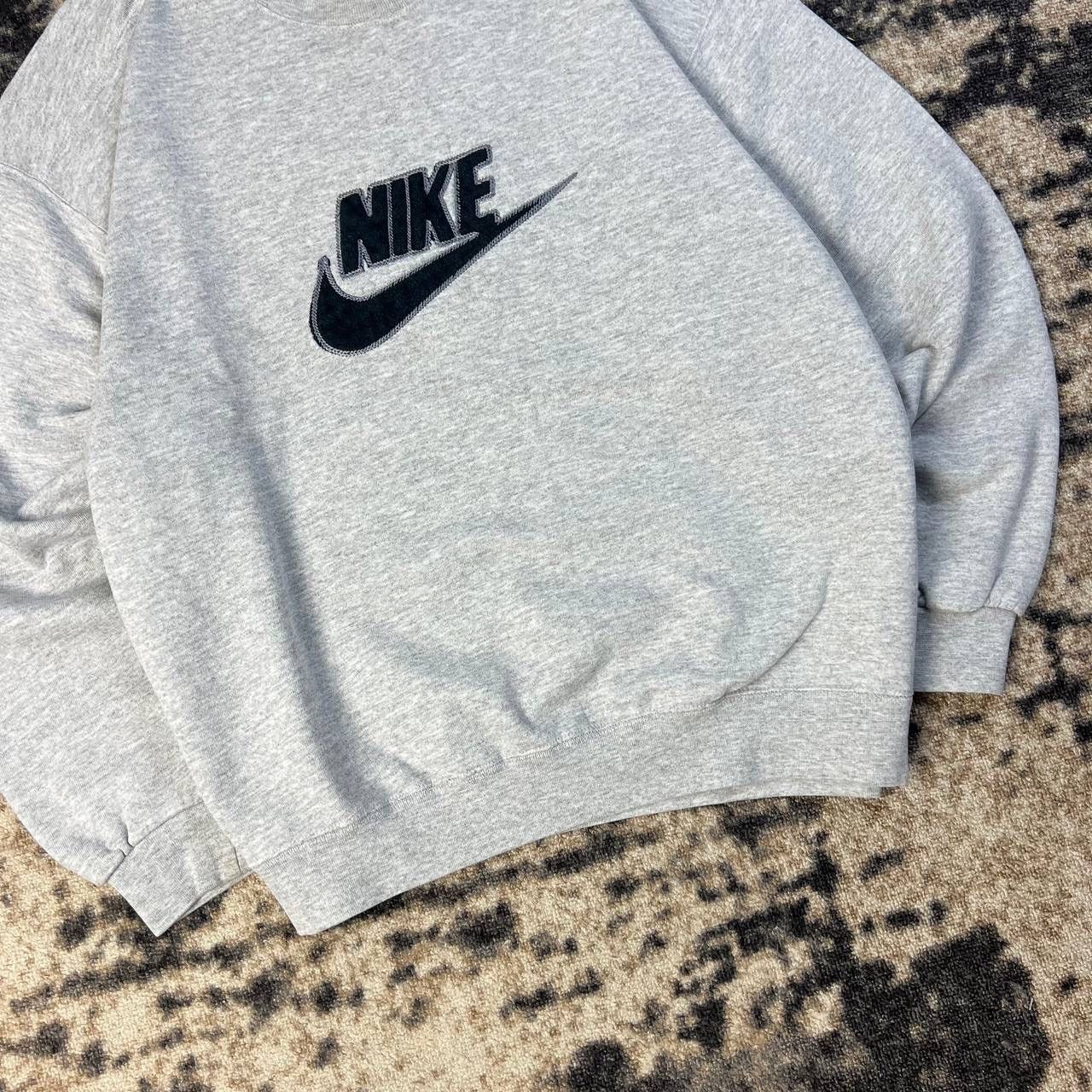 Nike Nike Vintage Y2K Big Embroidered Logo Oversized Sweatshirt Size US L / EU 52-54 / 3 - 3 Thumbnail