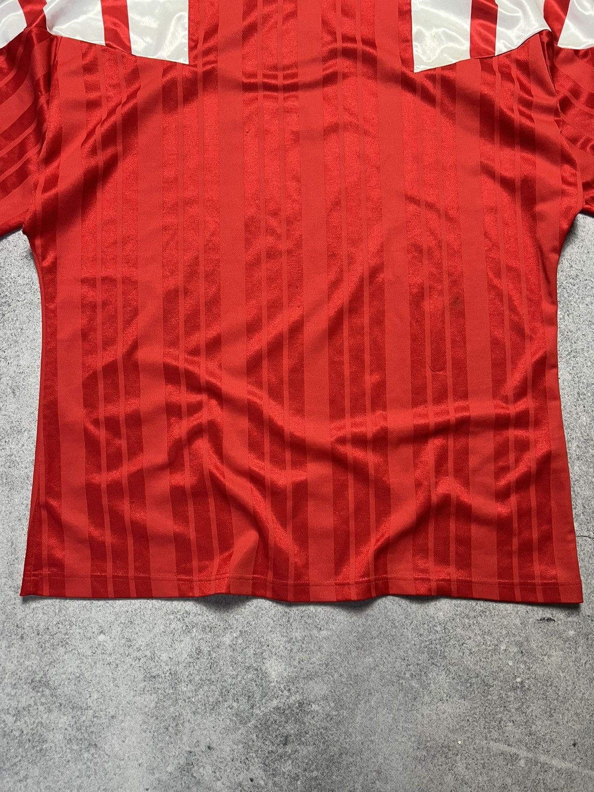 Vintage Vintage Adidas 1992 CIS Home Football Soviet Soccer Jersey Size US L / EU 52-54 / 3 - 14 Thumbnail