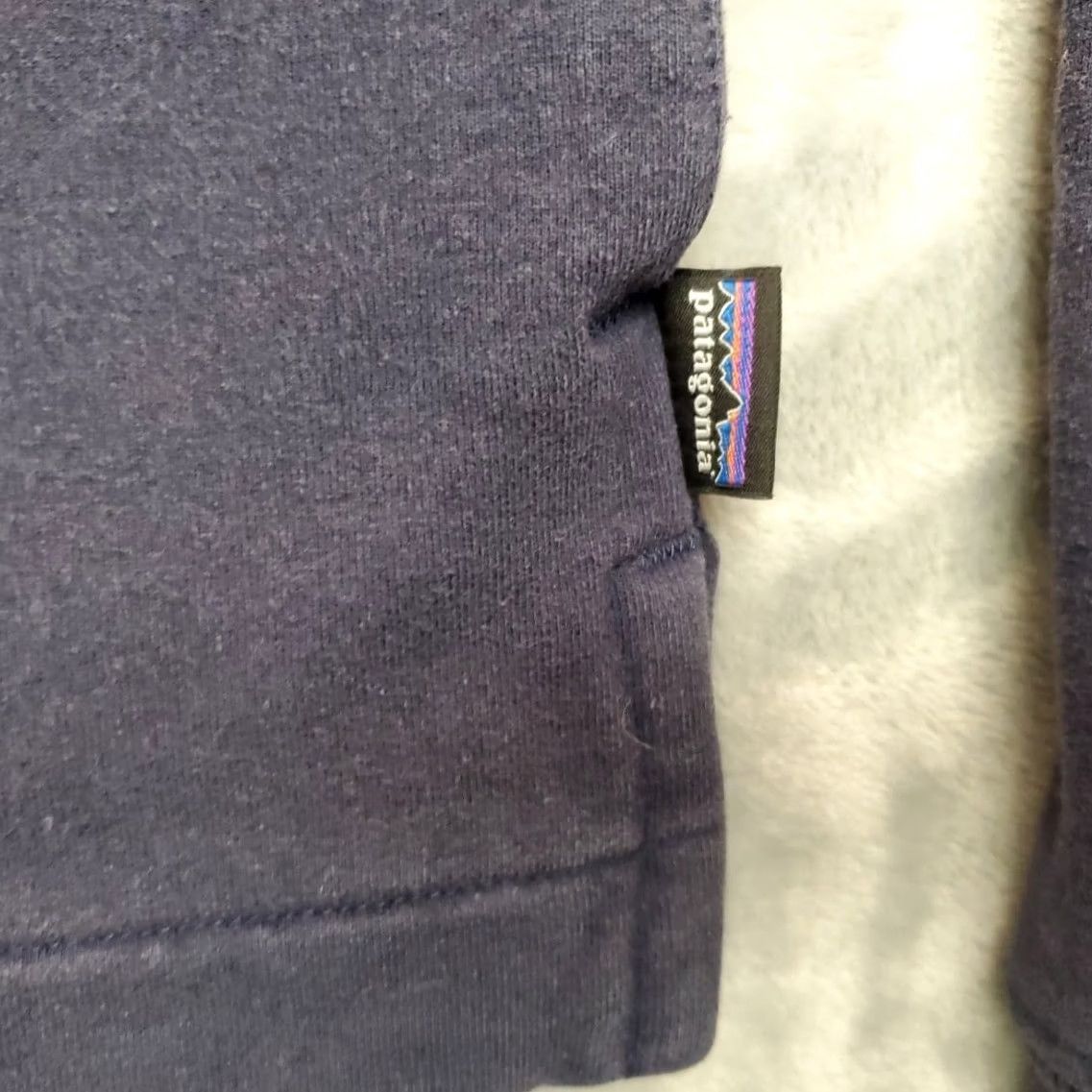 Patagonia Patagonia Hoodie Womens S Blue Uprisal Fitz Roy Bear Recycled Outdoors Gorp Pullover Logo Fleece Casual Modern Outdoor Activities 90s? Size S / US 4 / IT 40 - 4 Thumbnail