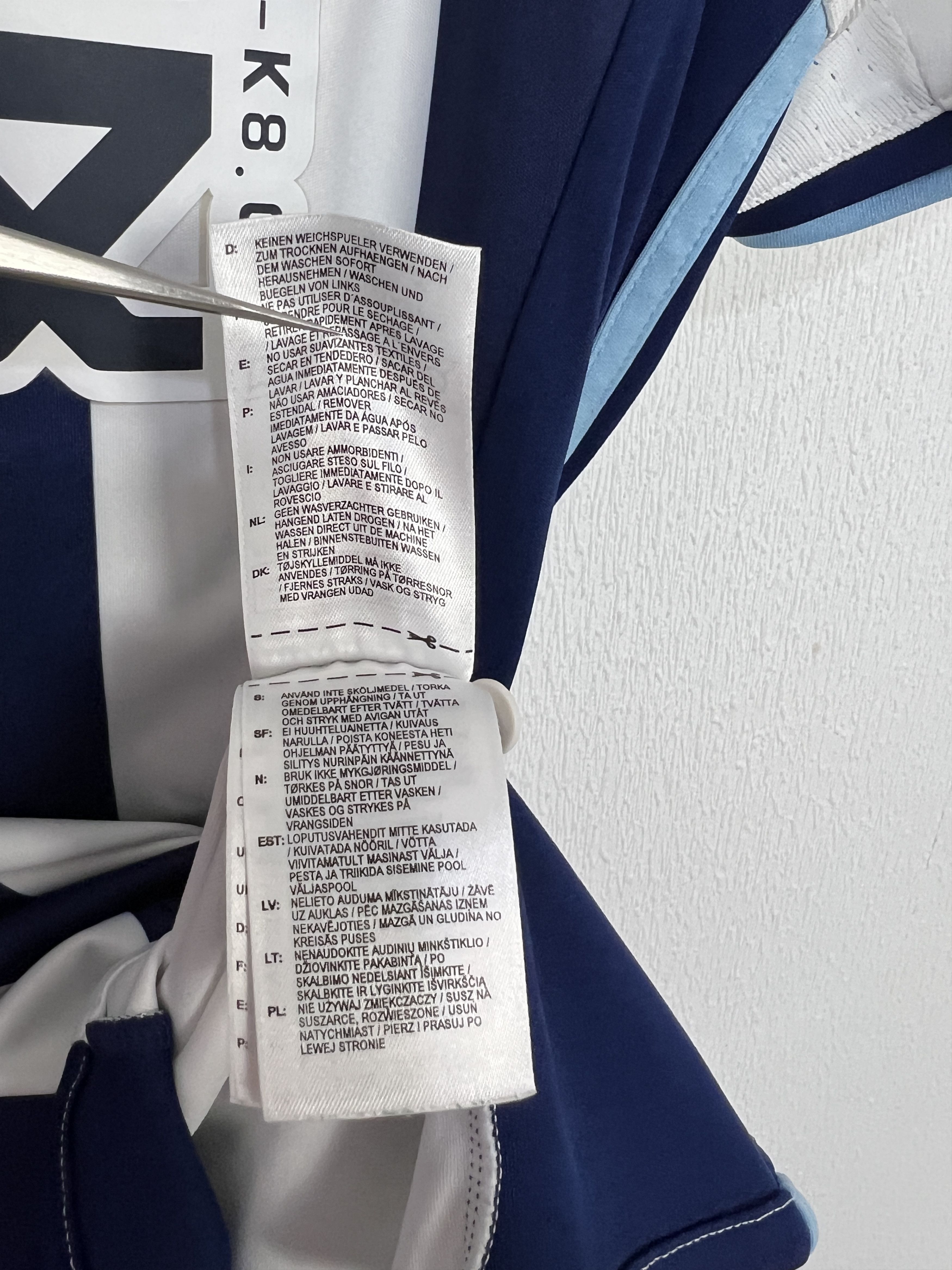 Adidas West Bromwich Albion Home football shirt 2016 Soccer Adidas Size US M / EU 48-50 / 2 - 11 Thumbnail