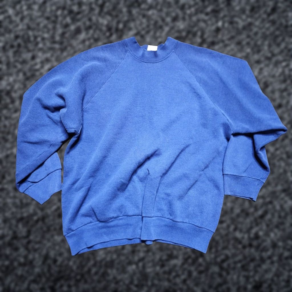 Fruit Of The Loom VINTAGE Fruit of the Loom Crewneck Sweatshirt L Blue Solid 90s USA Mens Size US L / EU 52-54 / 3 - 1 Thumbnail