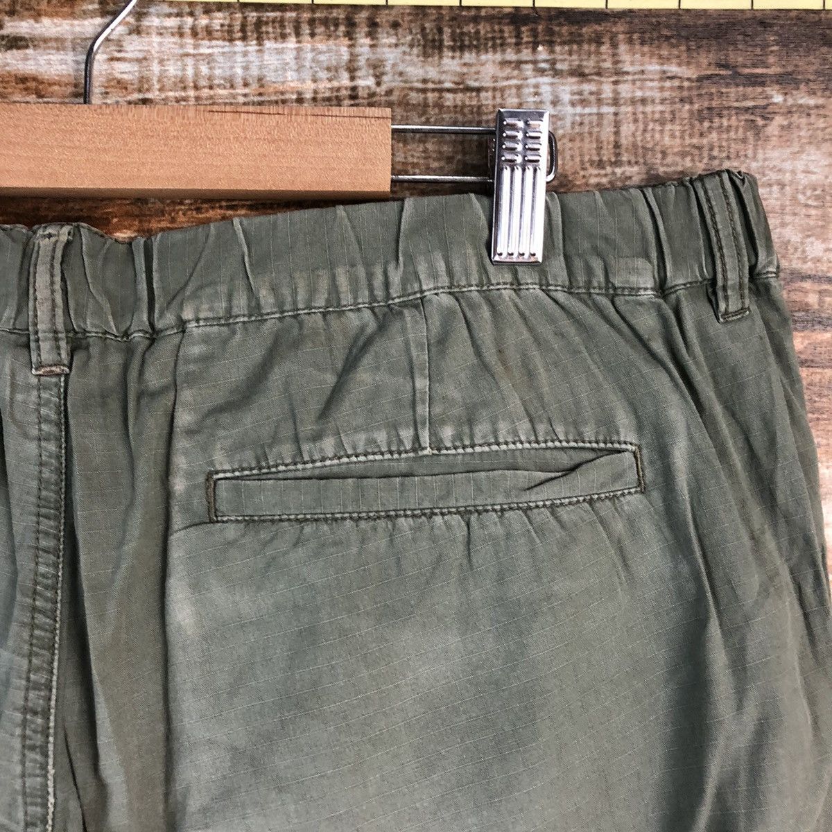 Uniqlo Uniqlo Green Cargo ripped Multipocket utility Pants #A2393 Size US 33 - 20 Thumbnail