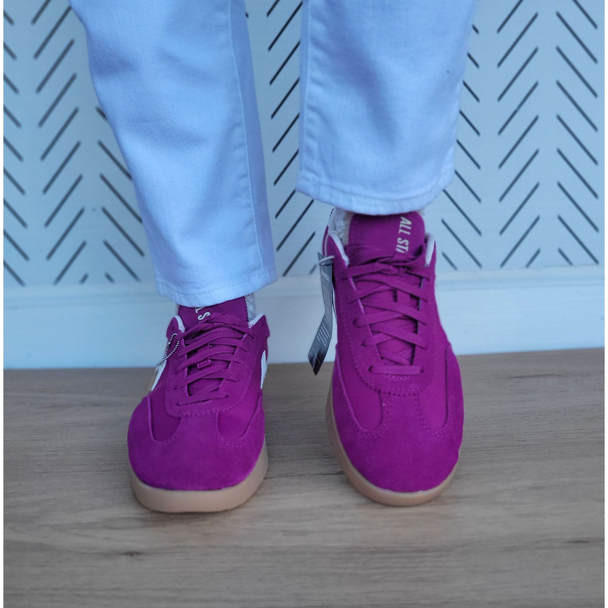 ⭐Converse Run Star Trainer Ox Suede 7.5 Womens Shoes Sneaker
