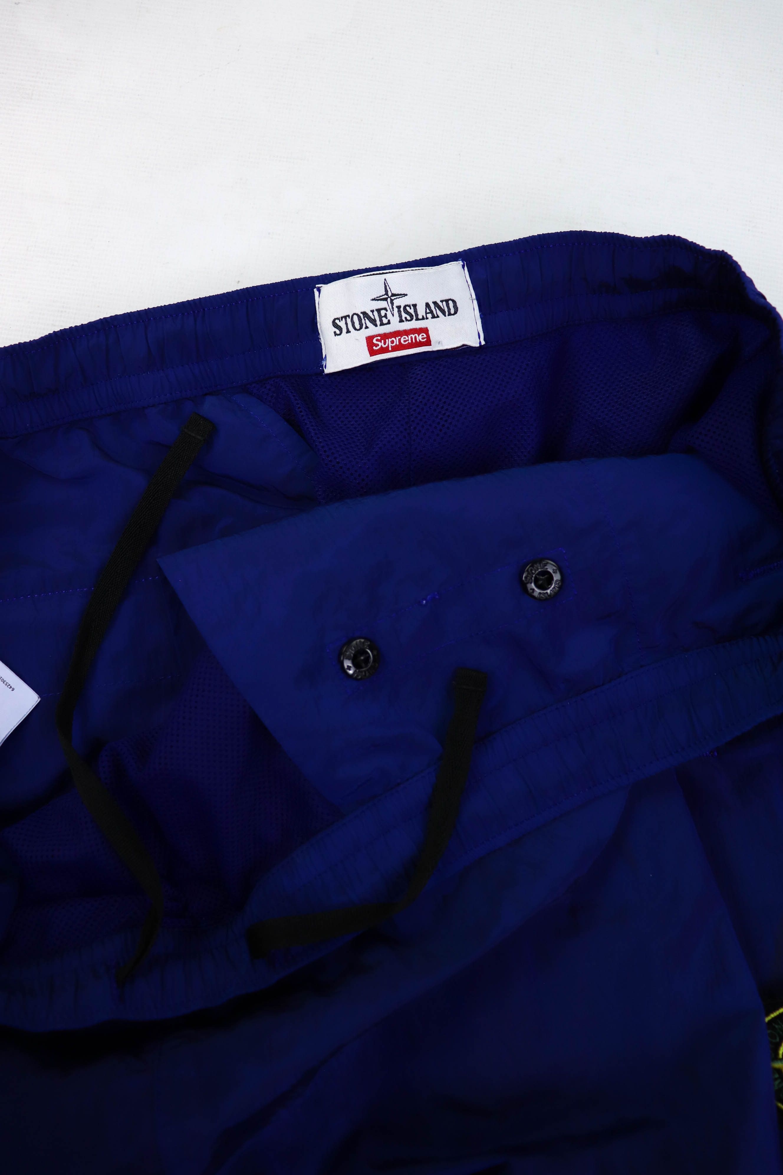 Stone Island × Supreme Stone Island x Supreme Shimmer Blue Nylon Metal Track Pants Size US 36 / EU 52 - 11 Thumbnail