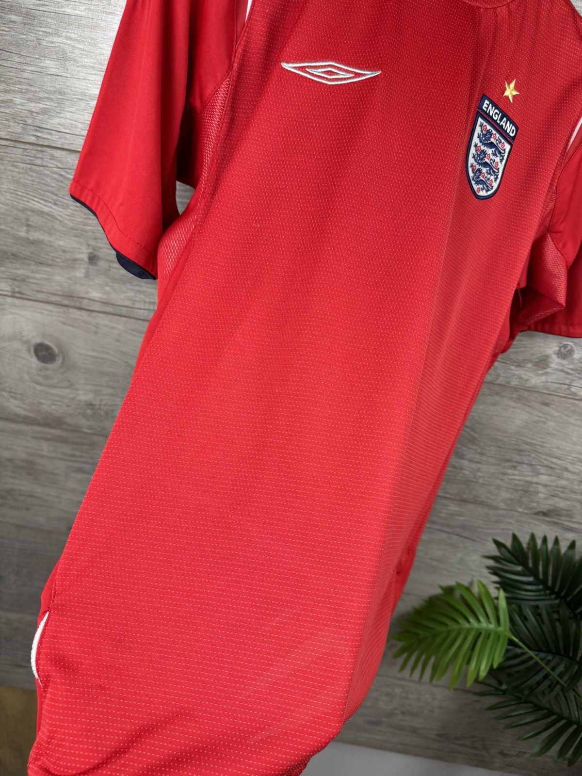 Umbro × Vintage Umbro soccer jersey vintage 2004 - 2006 size M Size US M / EU 48-50 / 2 - 14 Thumbnail